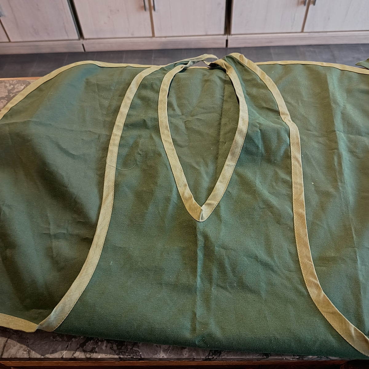 Grembiule * Verde