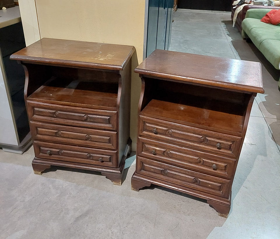 Comodino Legno* 3/c Cm51,5x31x71,5h