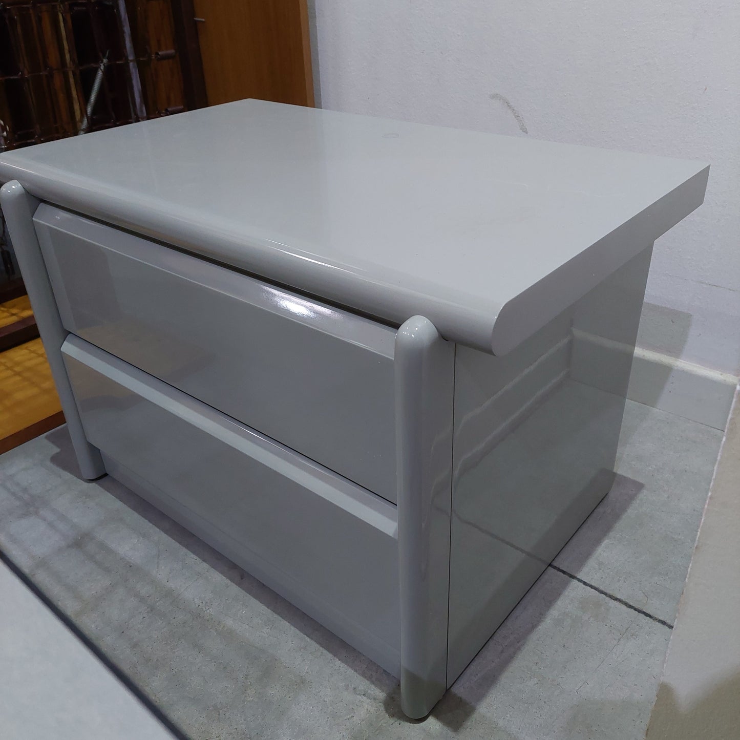 Comodino Laccato Grigio 2/c Cm66x42x48h