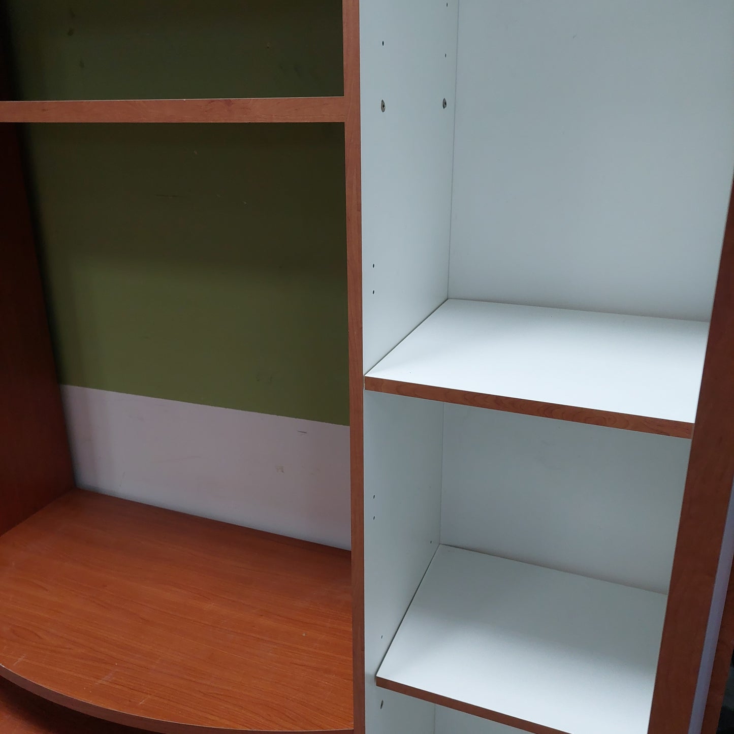 Parete Attrezzata Bicolore Ciliegio/panna Cm270x51x215h