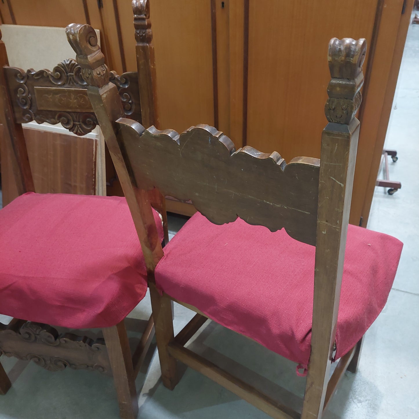 Coppia Sedie Antiche Legno Intagliato