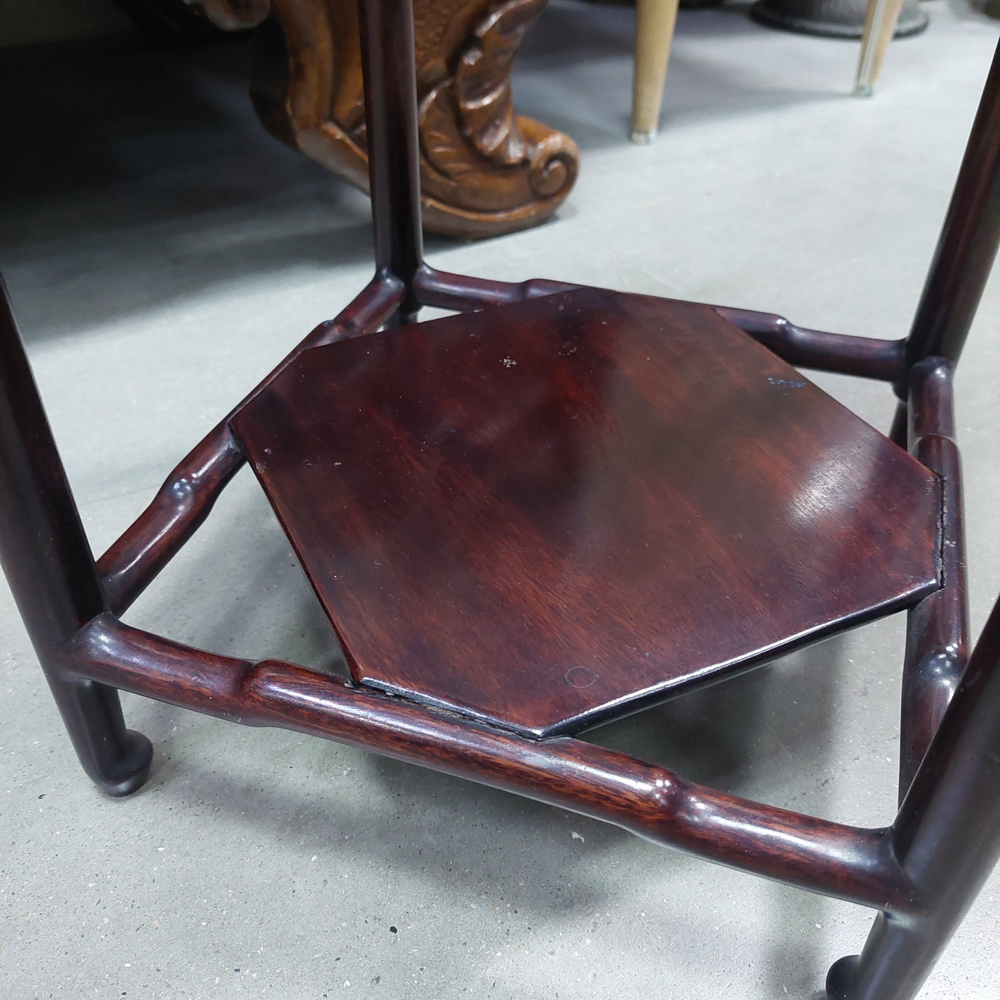Alzatina Mogano Cinese 4/piedi Cm25x25x54h