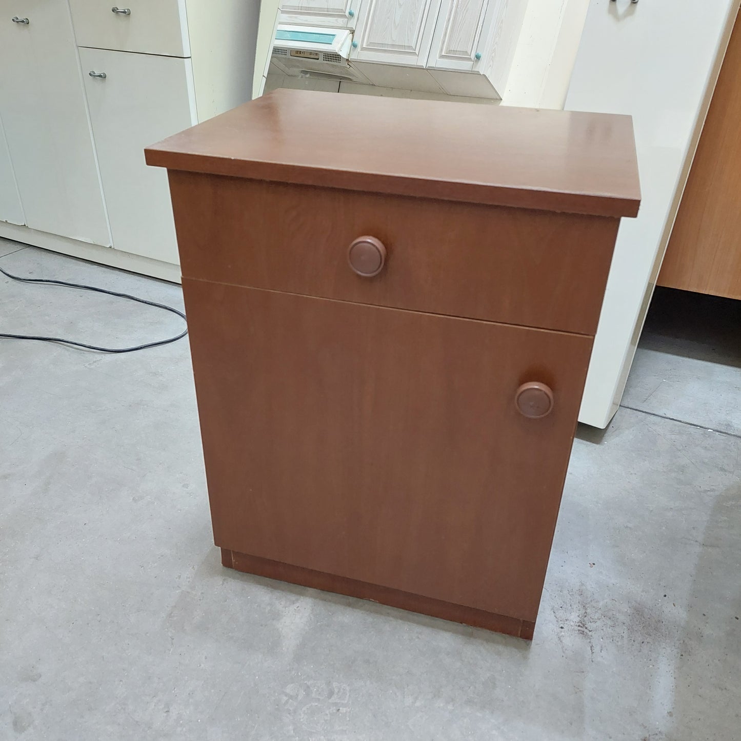 Comodino Color Noce 1/c 1/s Cm44x33x57h