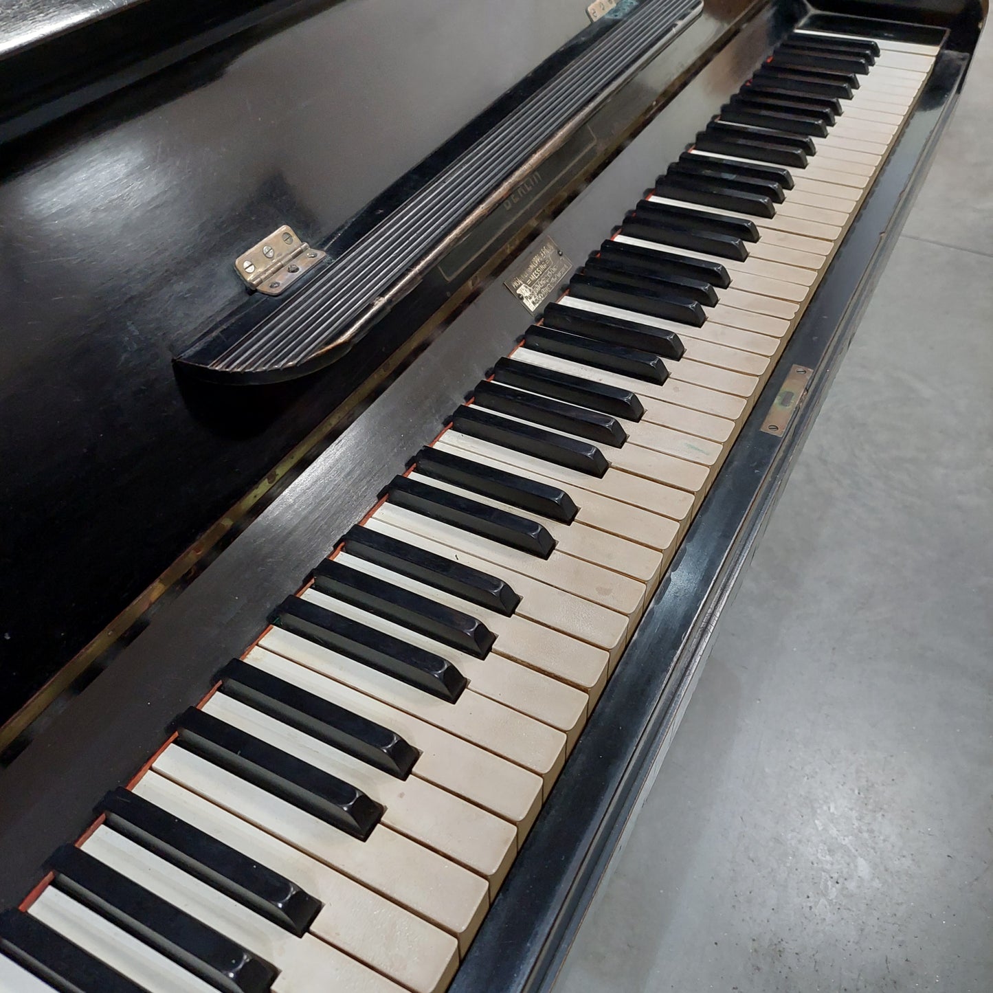 Pianoforte Peters & Lehmann Berlin Cm155x66x140h