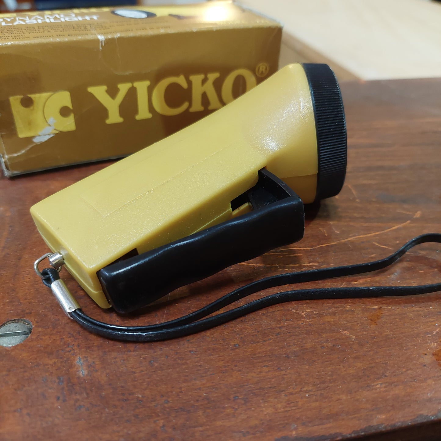 Yicko Torcia Dynamo Vintage