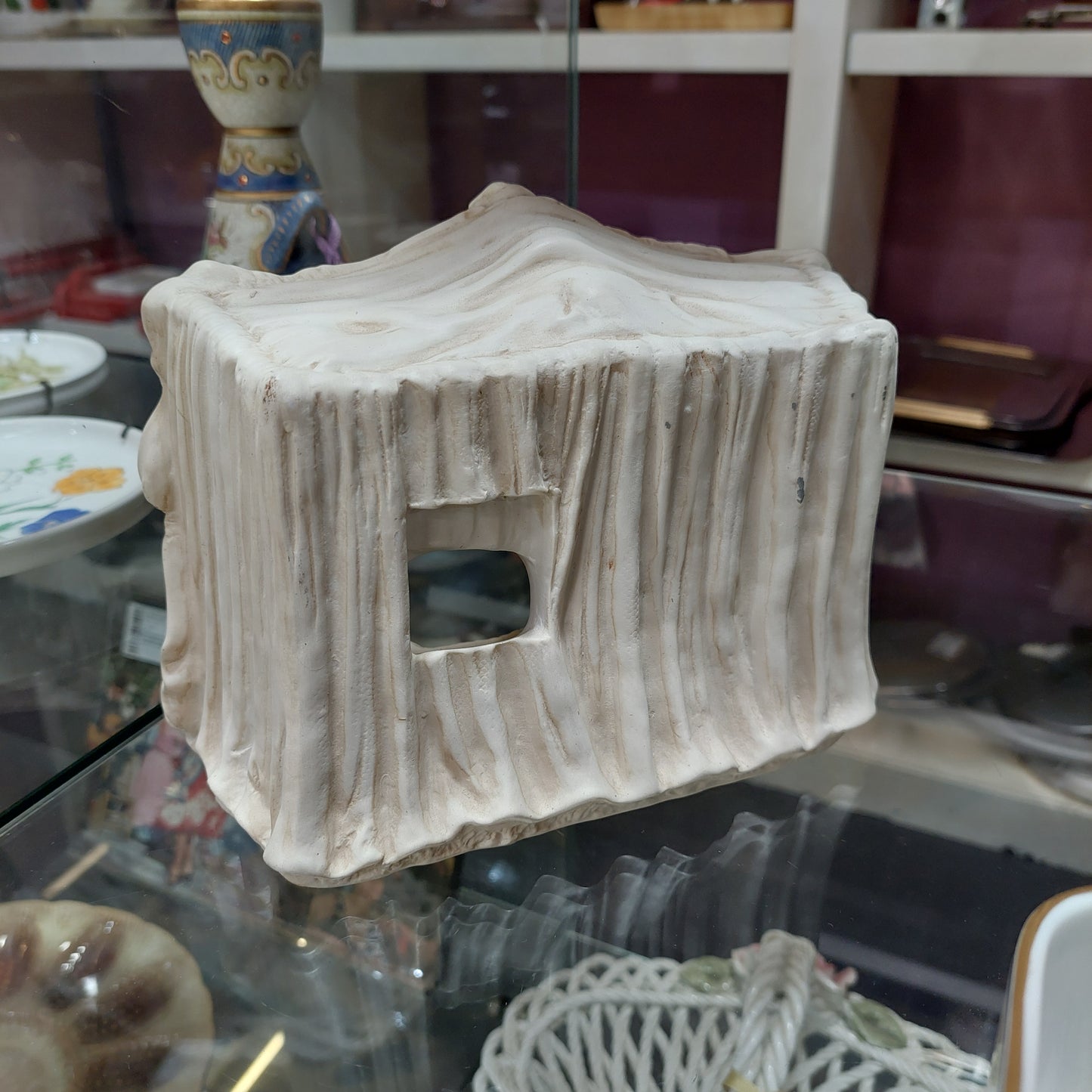 Capanna Porcellana Biscuit