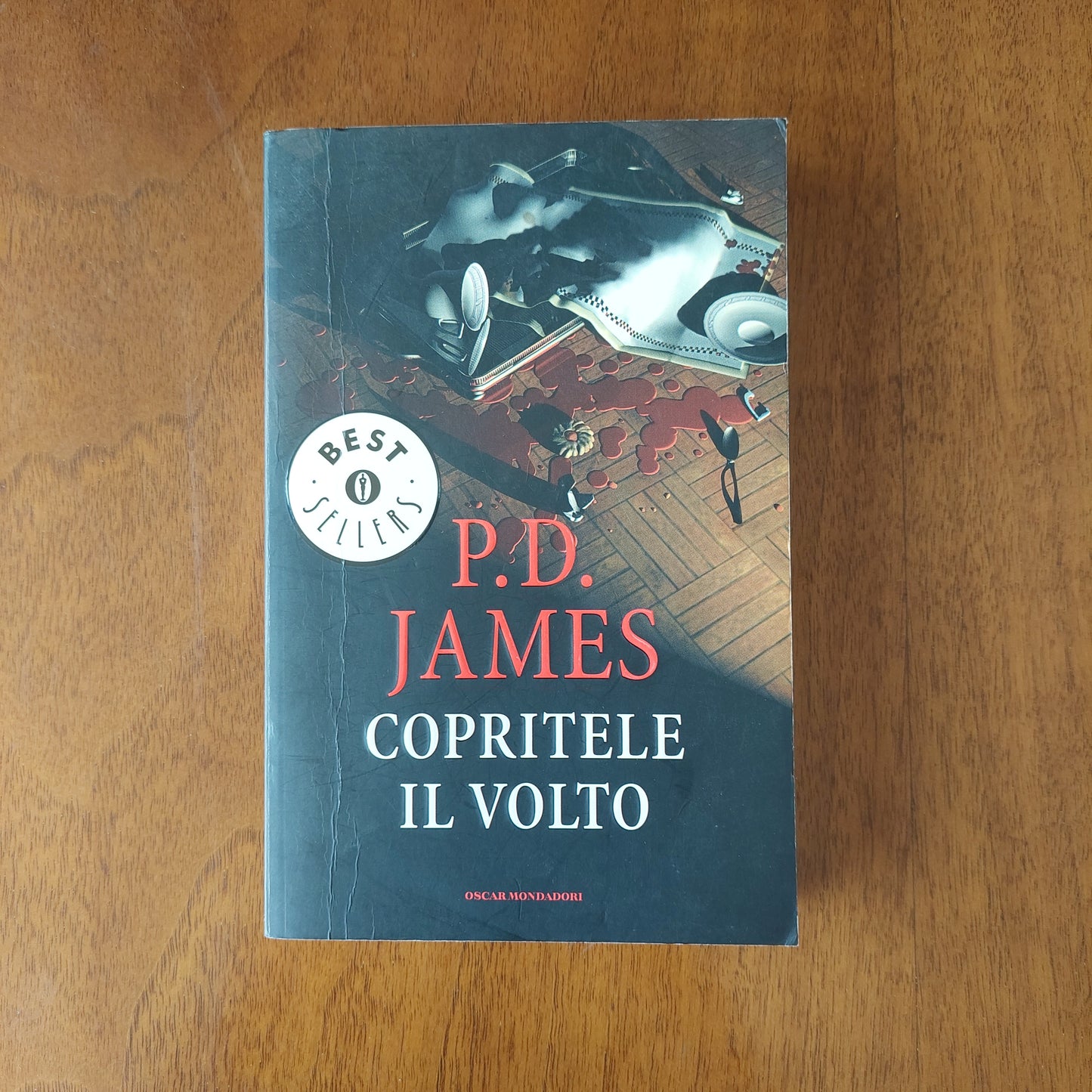 L/ Copritele Il Volto - P.d. James
