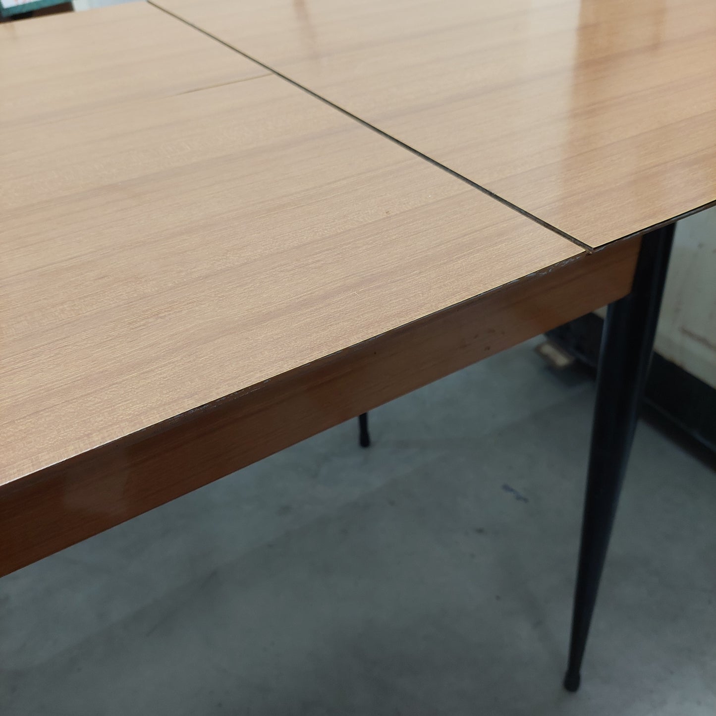 Tavolo Formica All. 100/135x70x80h