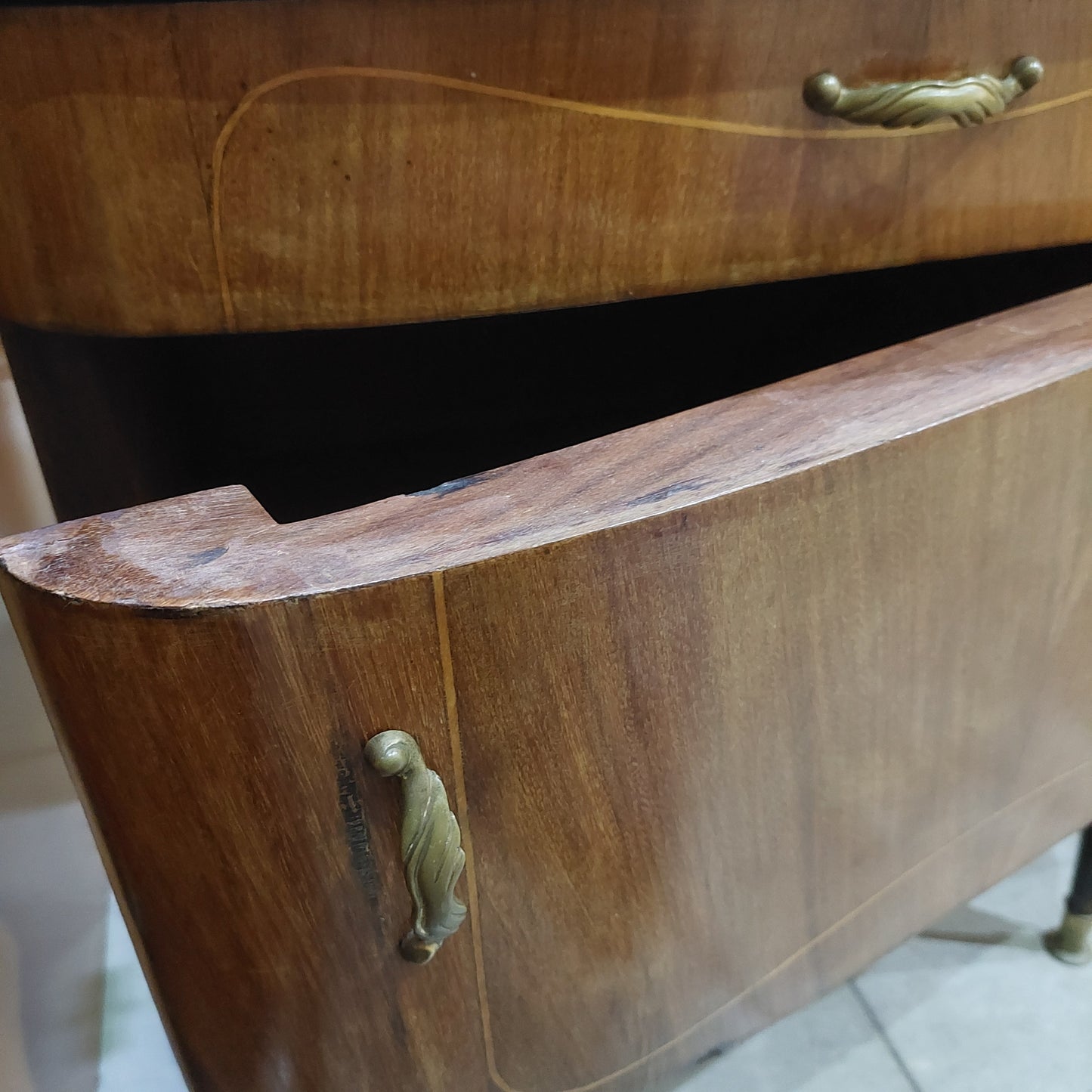 Coppia Comodini Legno Vetro Nero St. Barocco 1/c 1/a