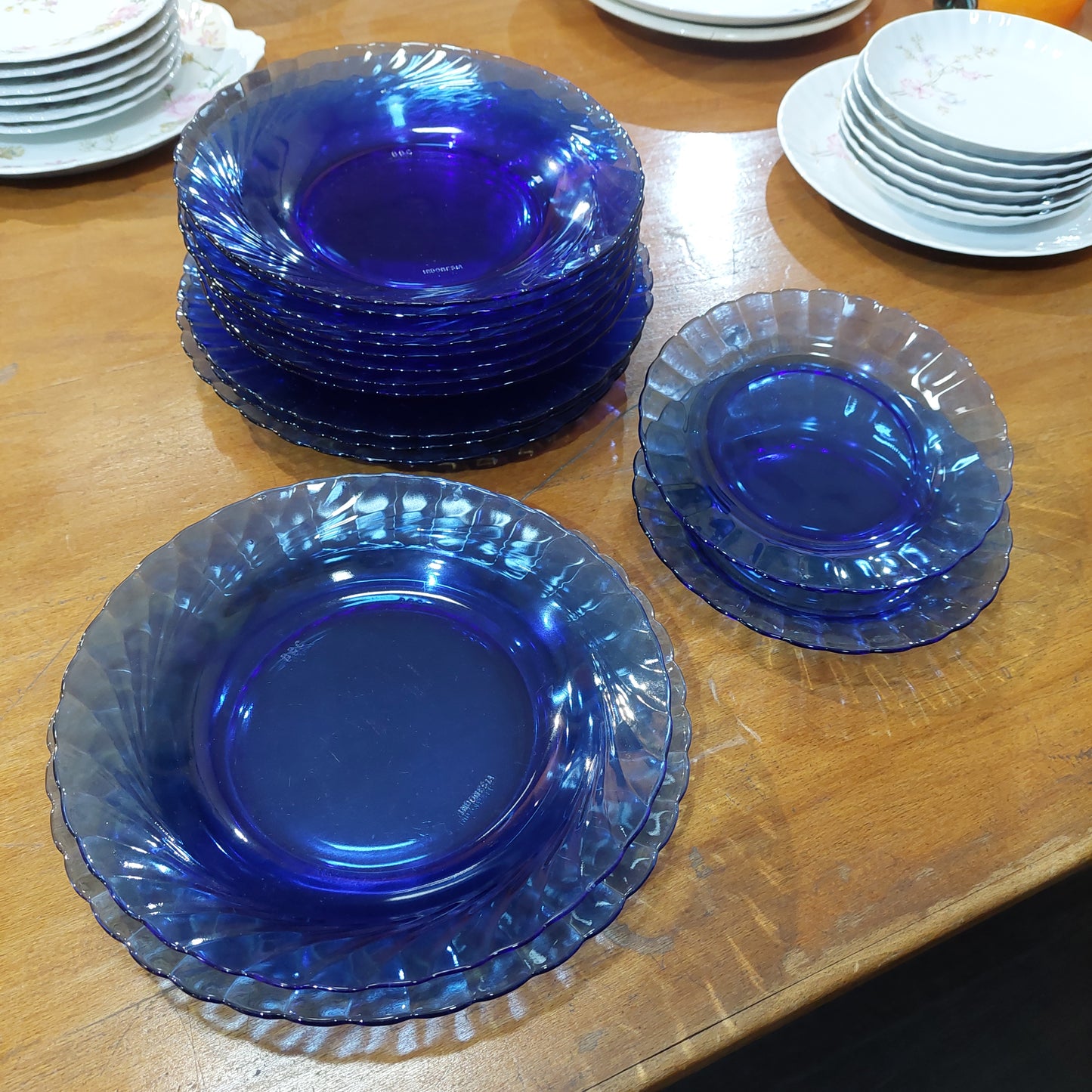 Set/15 Piatti Assortiti Vetro Blu