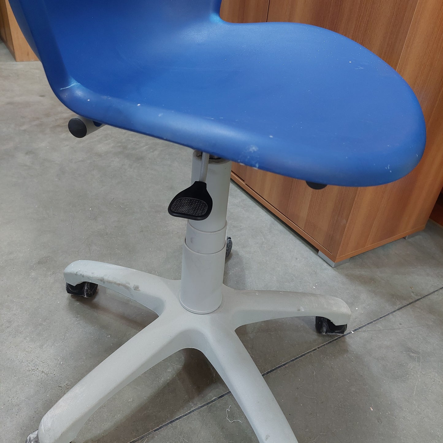 Sedia Girevole Blu