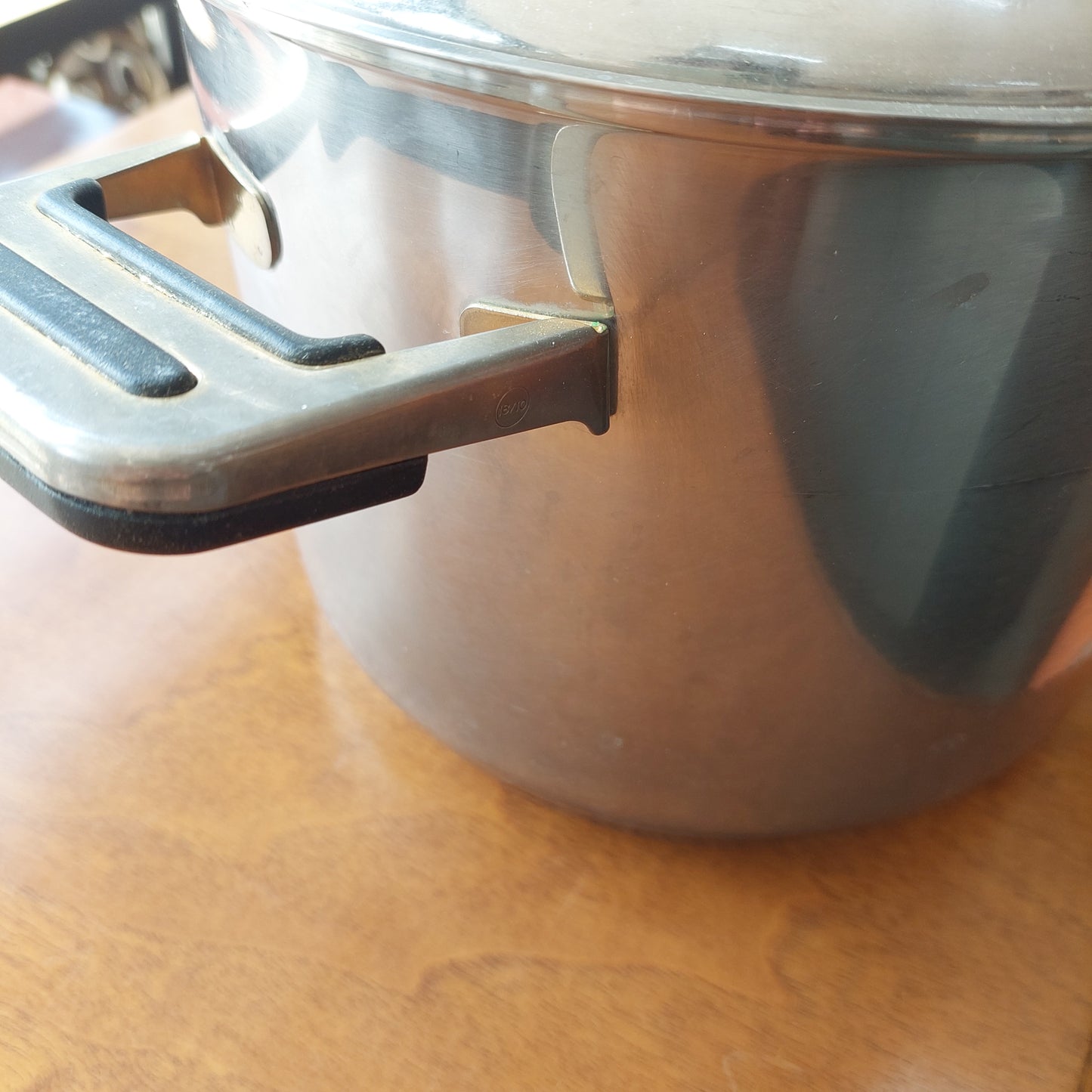 Pentola Acciaio Inox 18/10 Diametro 27 Altezza 20 Con Coperchio