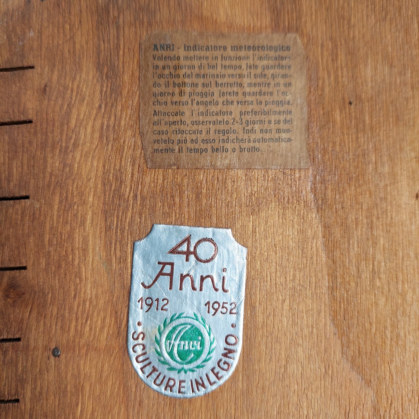 Indicatore Meteorologico In Legno Intagliato "anri"
