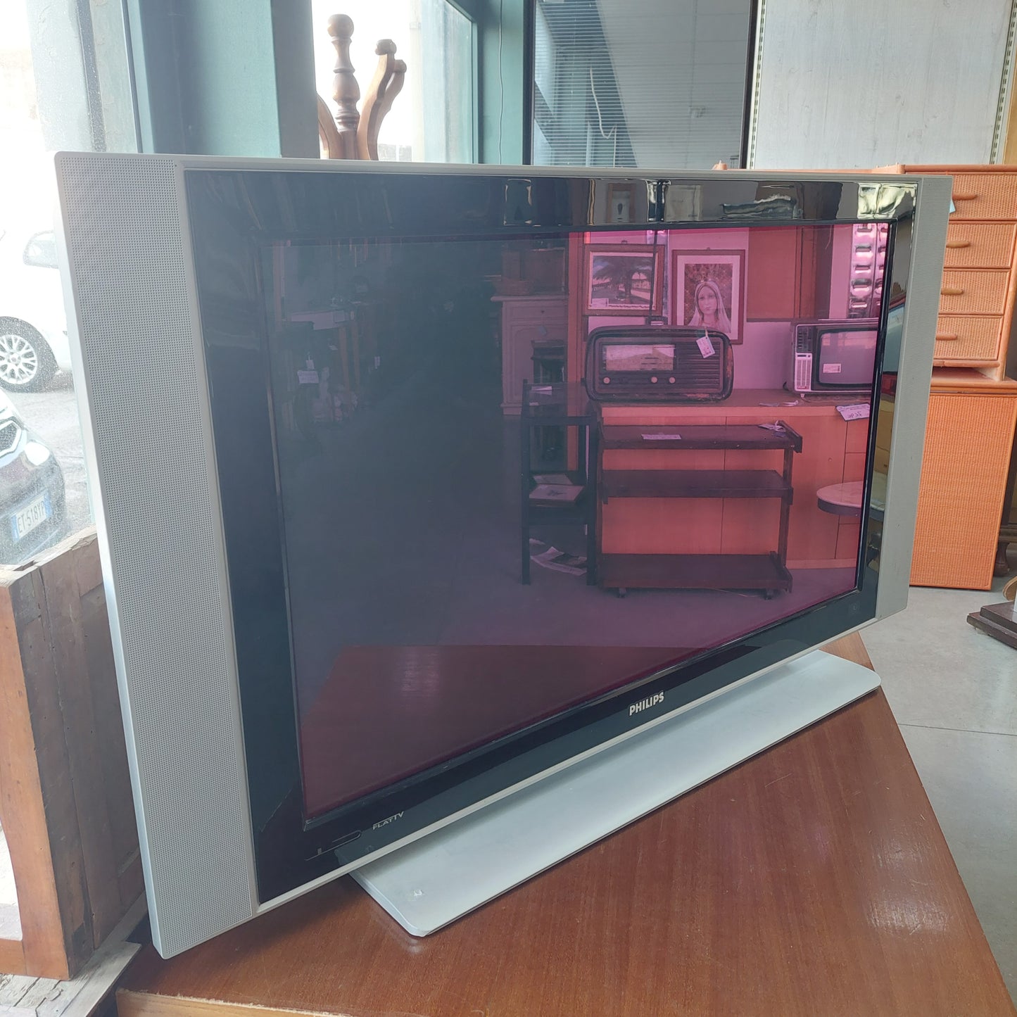 Tv Philips 42 Pollici Flat + Decoder Esterno