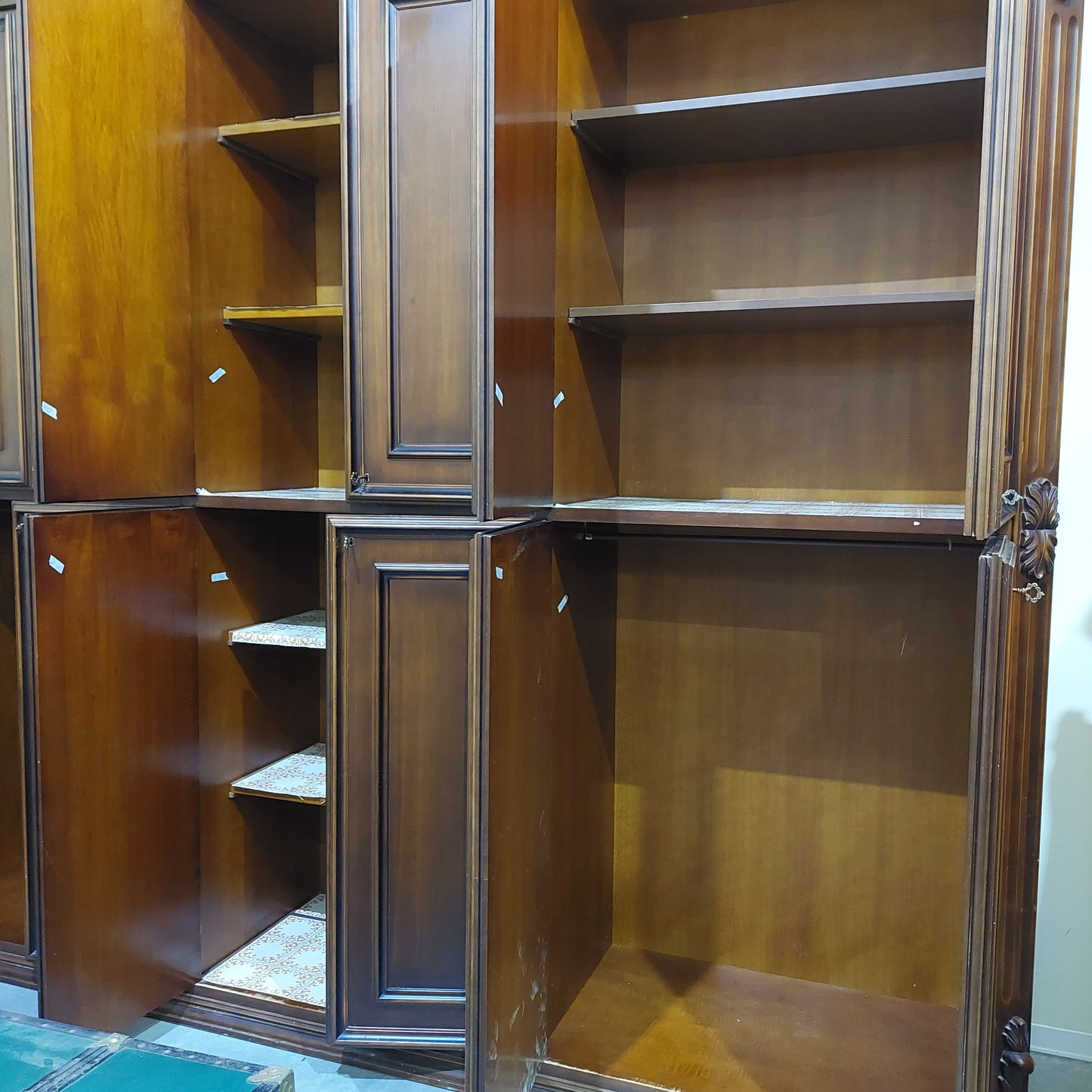 Armadio Noce A 12 Ante Cm325x70x278