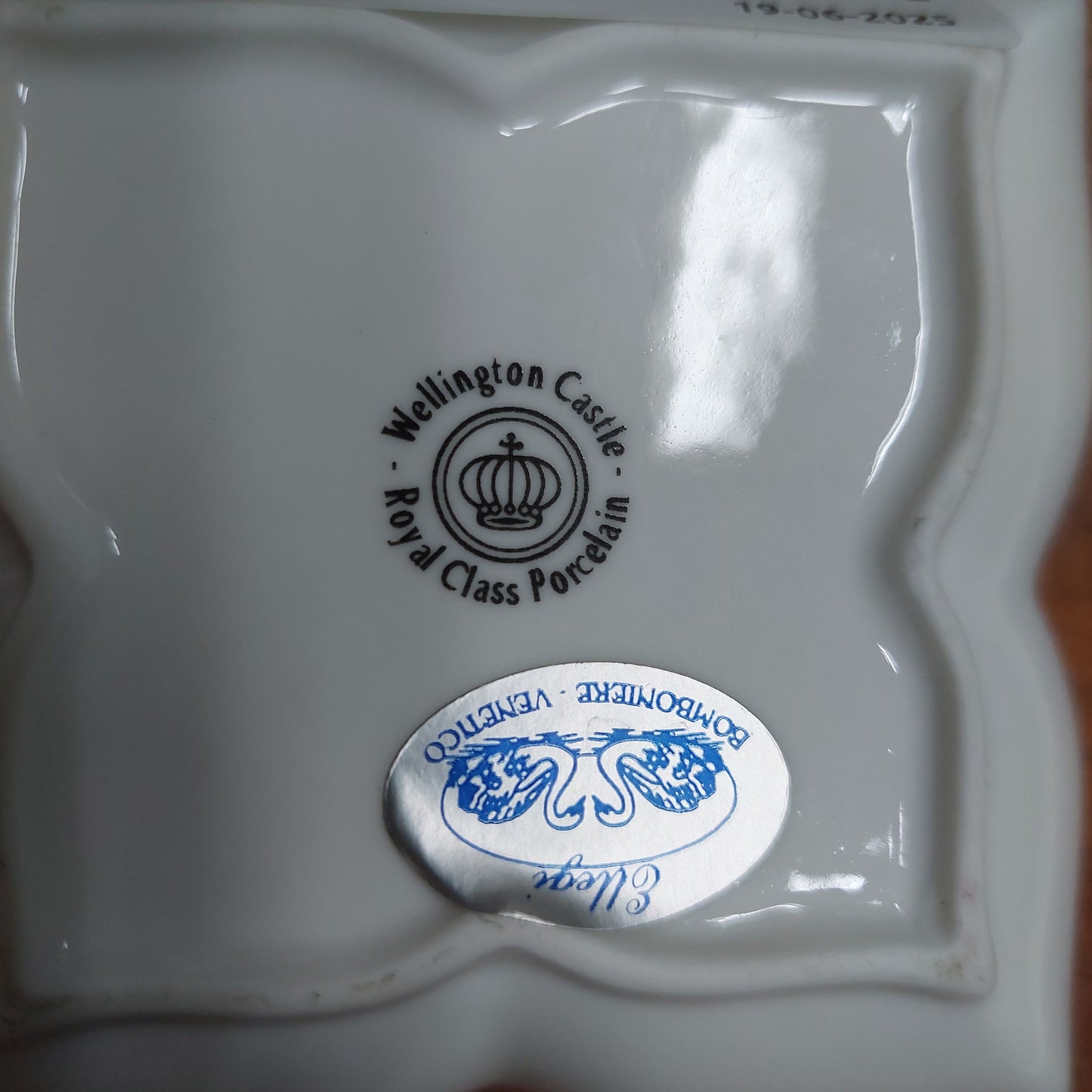 Ciotolina Wellington Castle Royal Class Porcelain