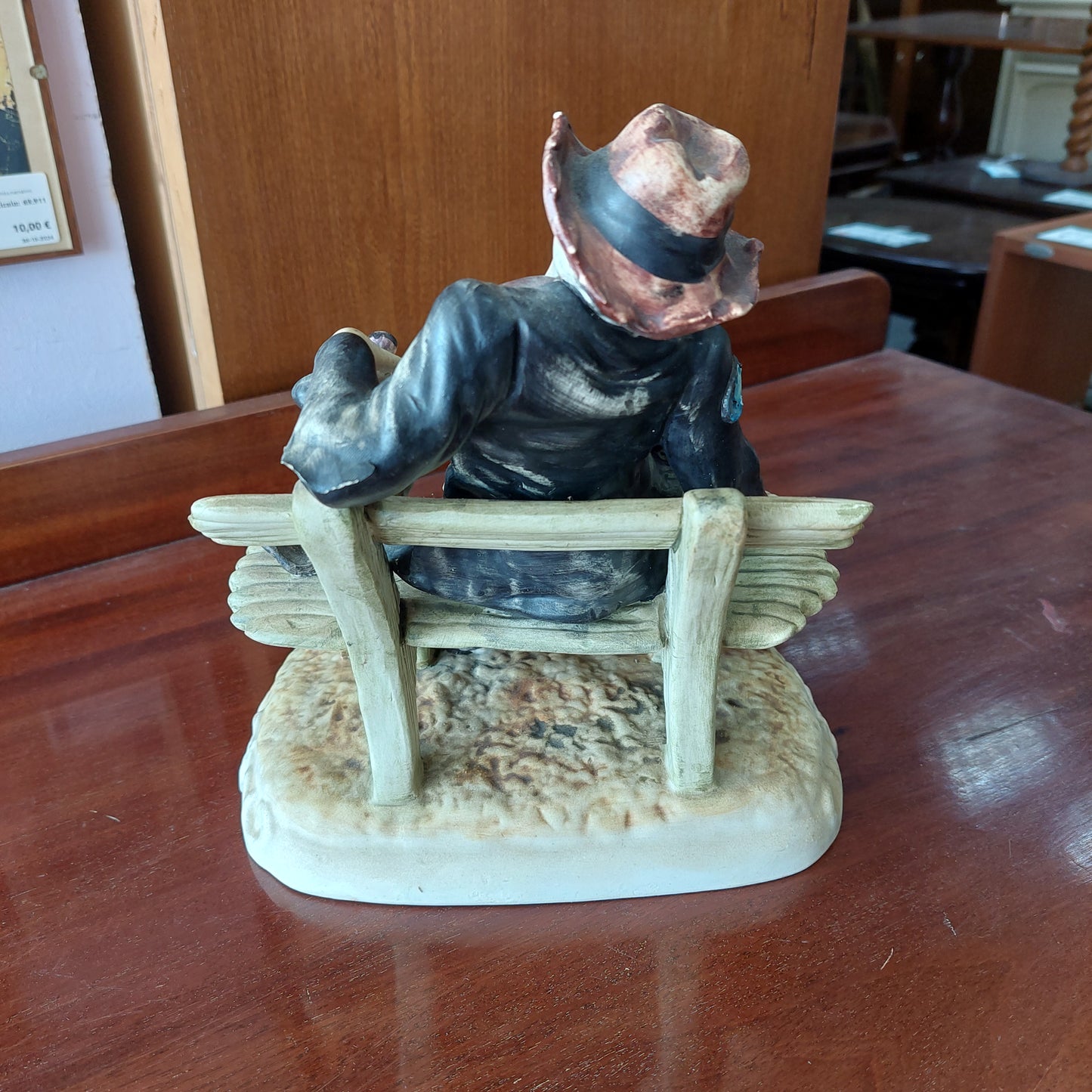 Statua Barbone Su Panchina Porcellana* Capodimonte