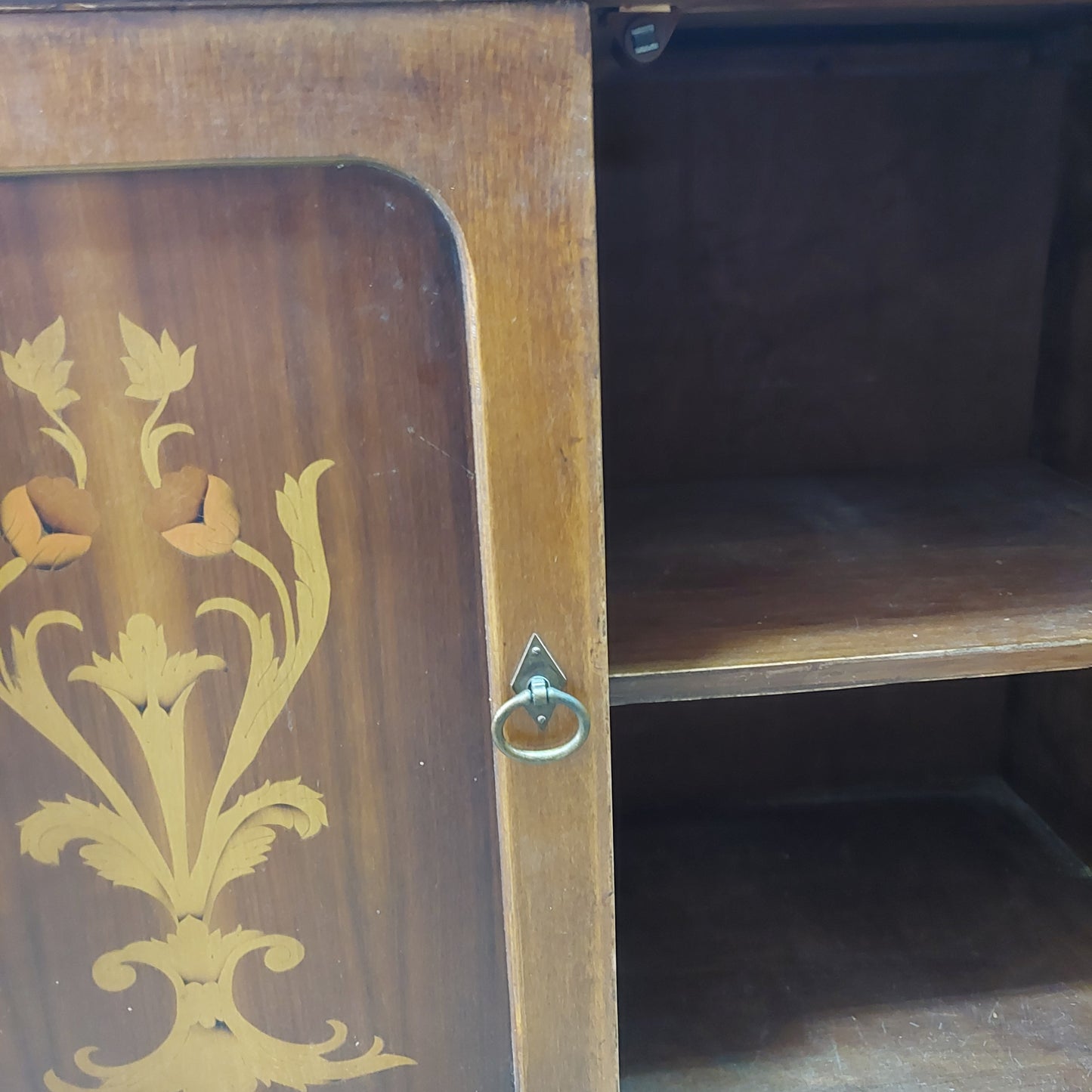 Credenza 2/c 2/s Legno Intarsiato Cm93x43x102h