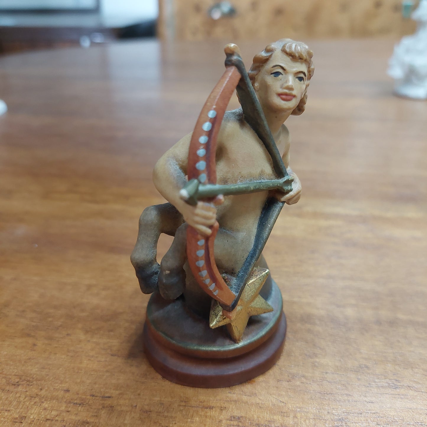 Statuina Sagittario Legno