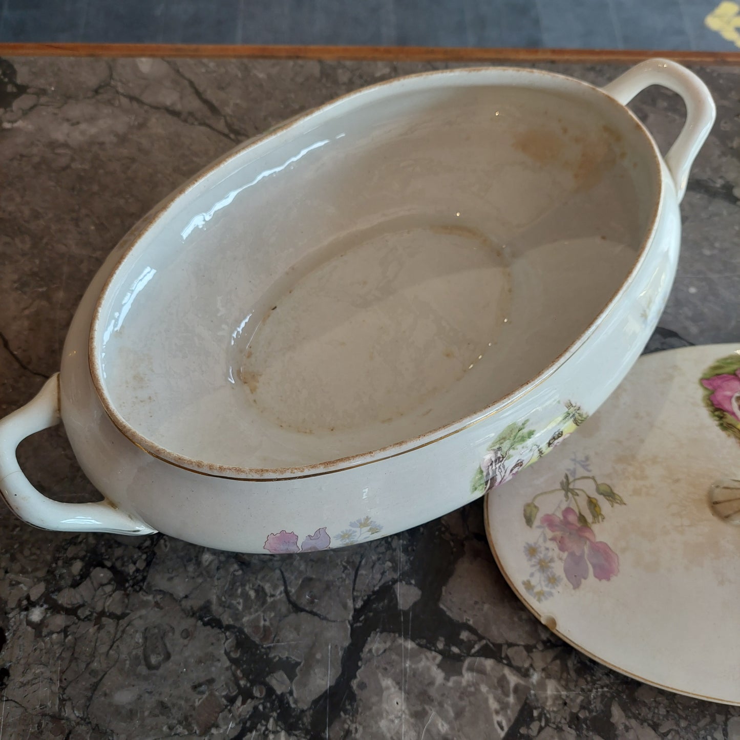 Zuppiera * Antica Porcellana S. C. Richard