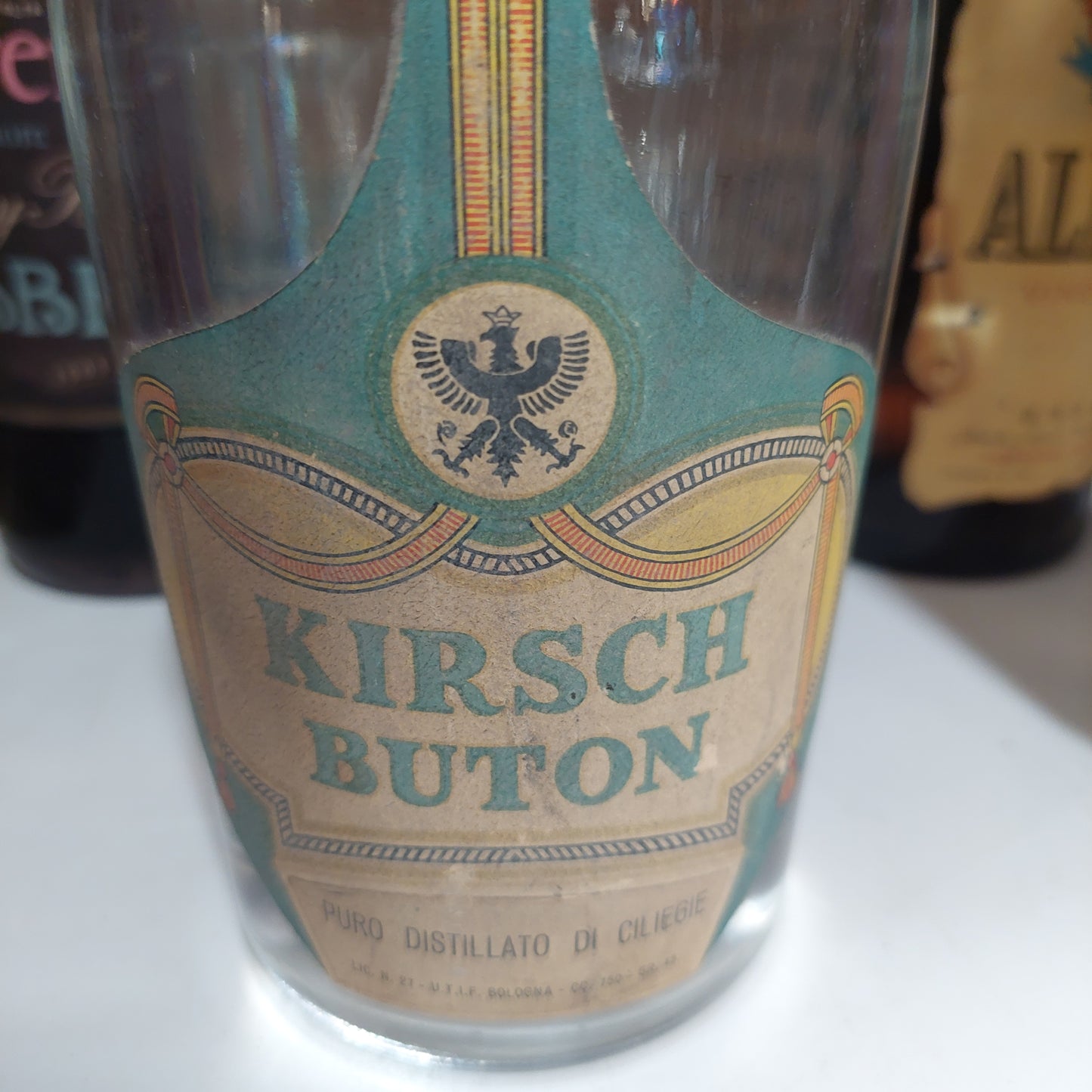 Kirsch Buton