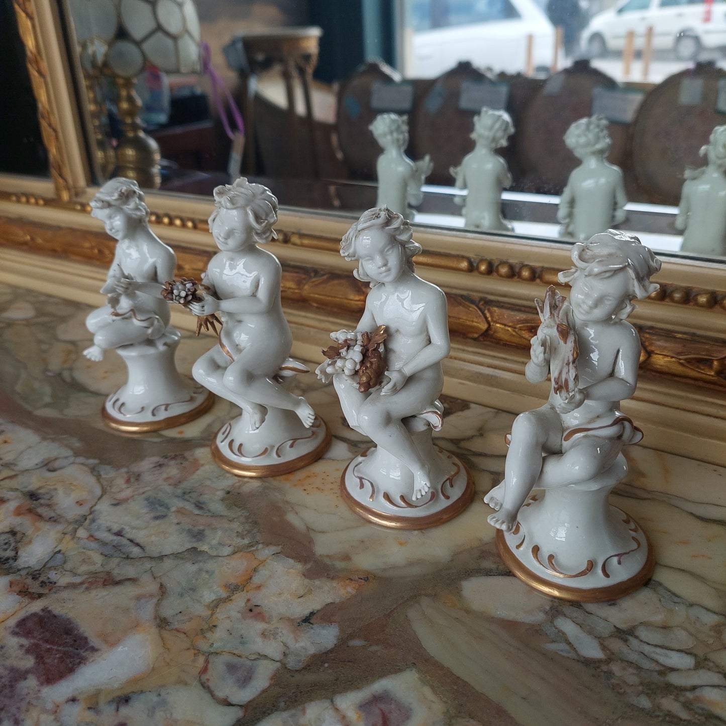 Set/4 Statuette Puttini Porcellana* Capodimonte