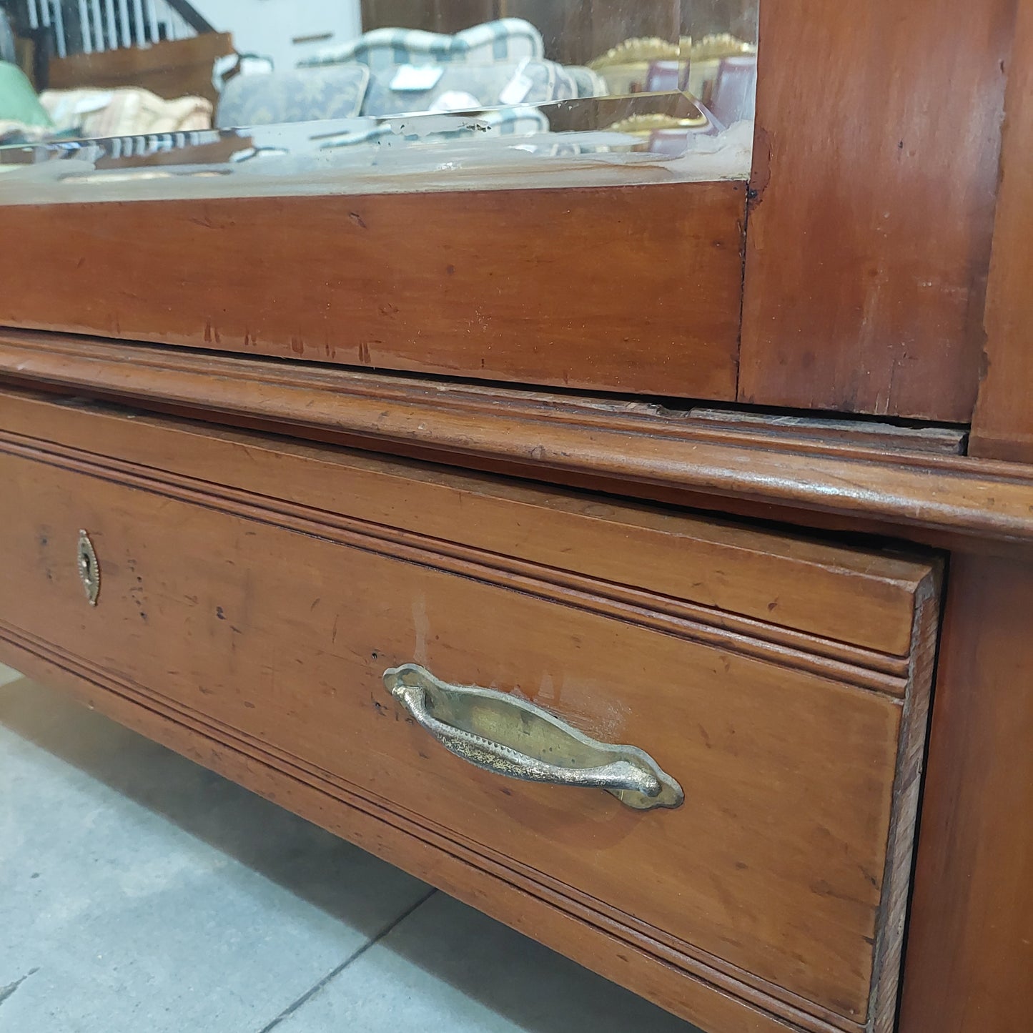 Armadio Legno Stile Liberty