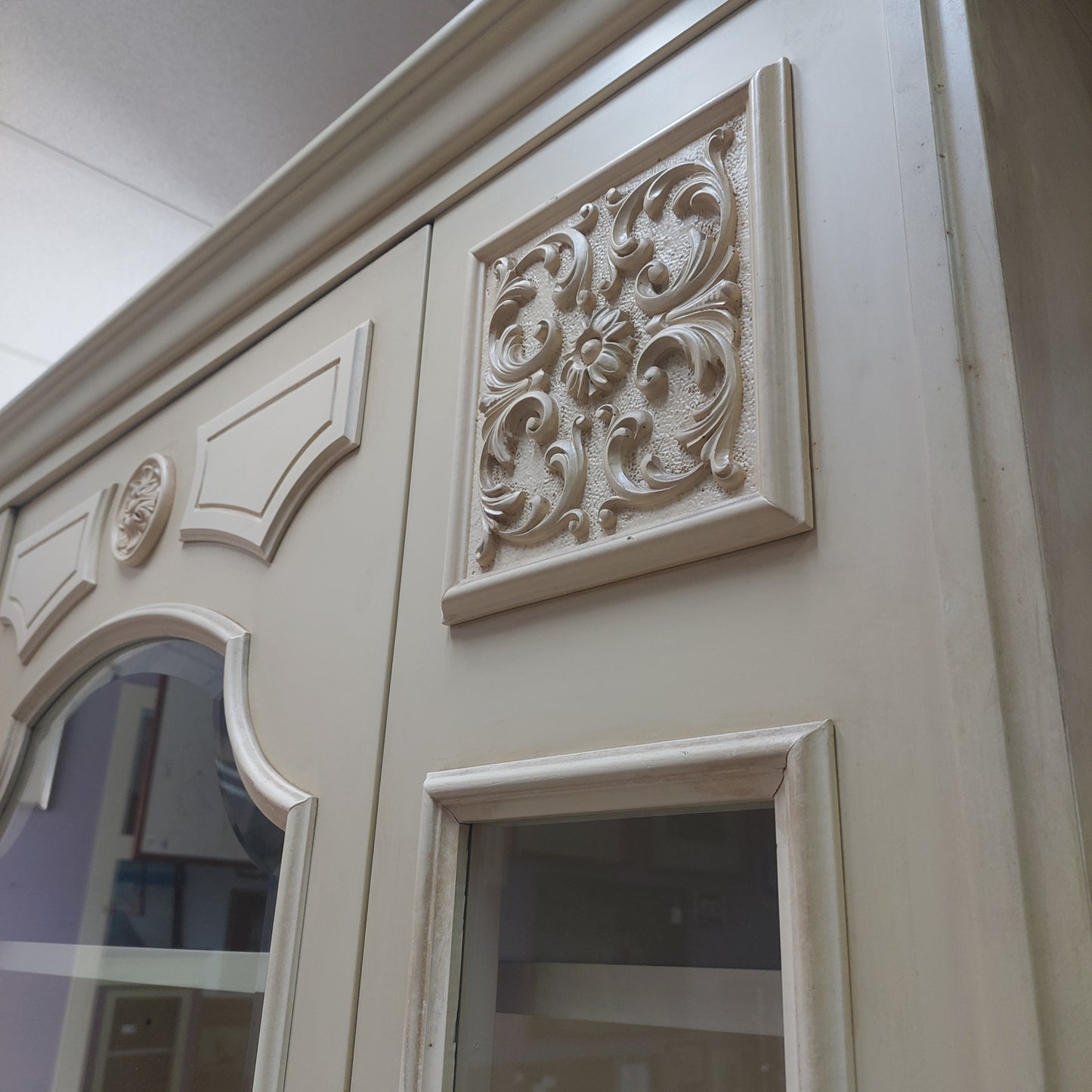 Vetrina St. Classico Avorio 4/c 3/a Cm125x44x236h