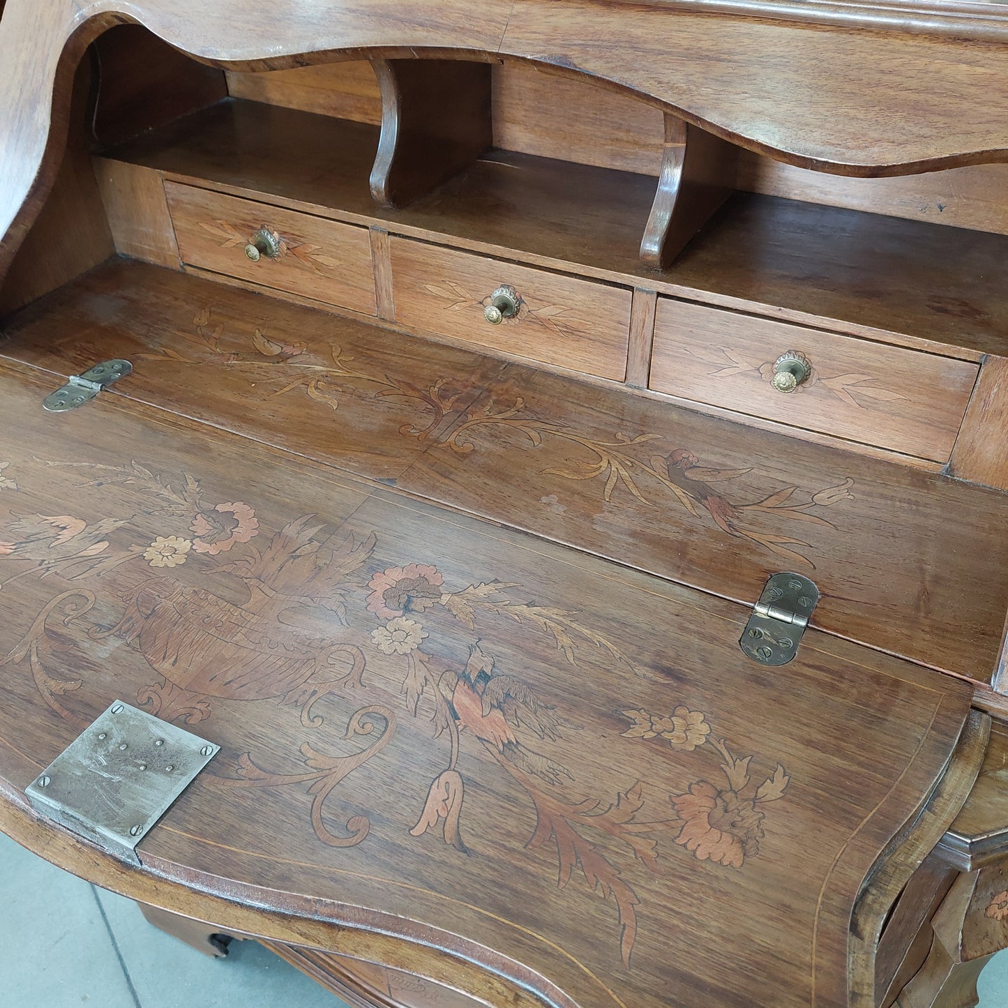 Secretaire Maggiolini