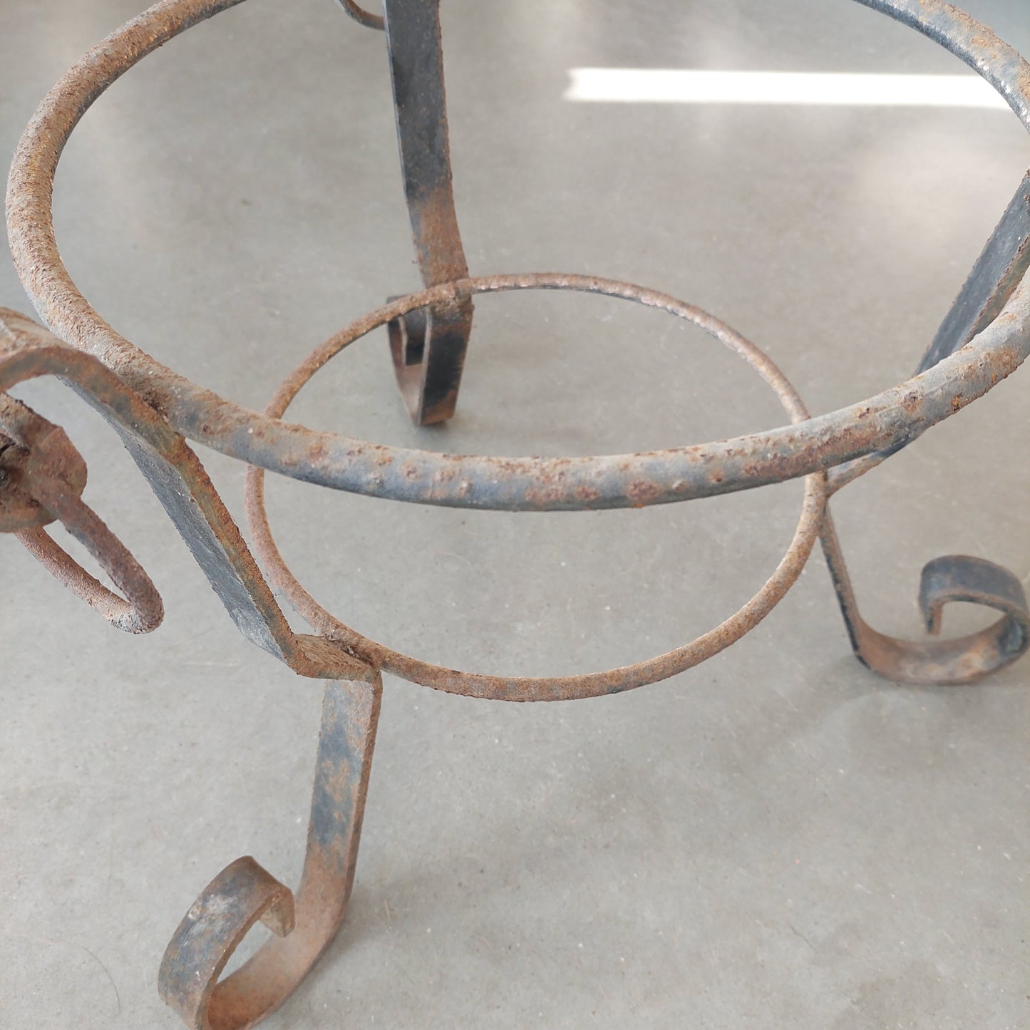 Portapiante* Ferro Battuto D44x36h
