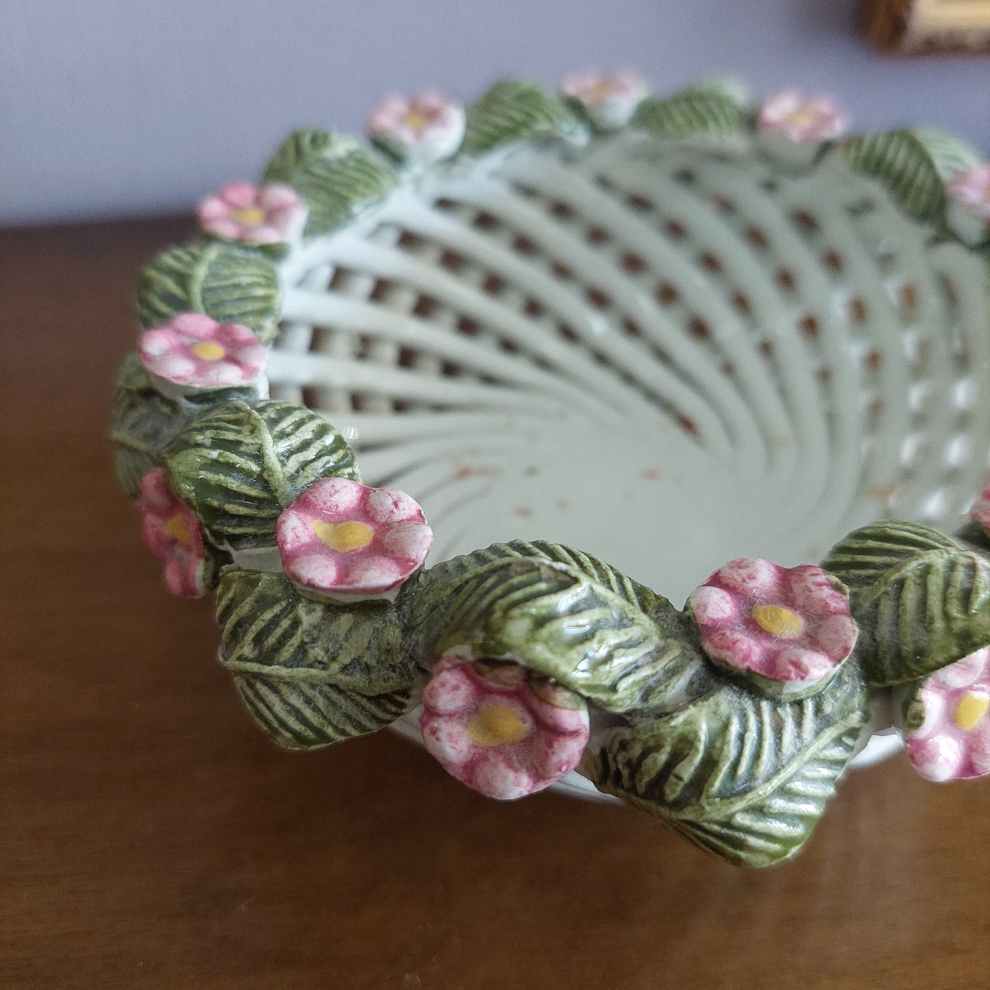 Ciotolina Ceramica Intrecciata Con Fiorellini