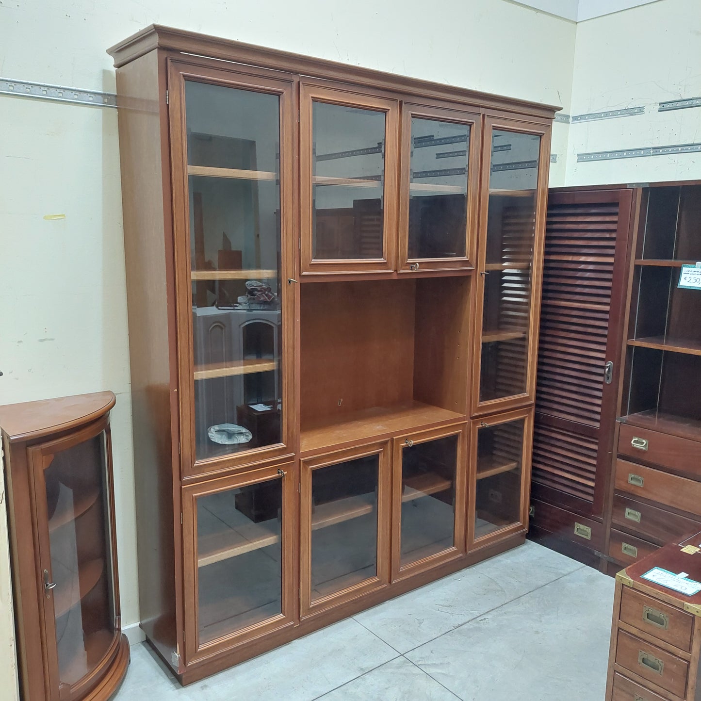 Parete Attrezzata Libreria/vetrina Legno* 8/ante Cm208x42x228h