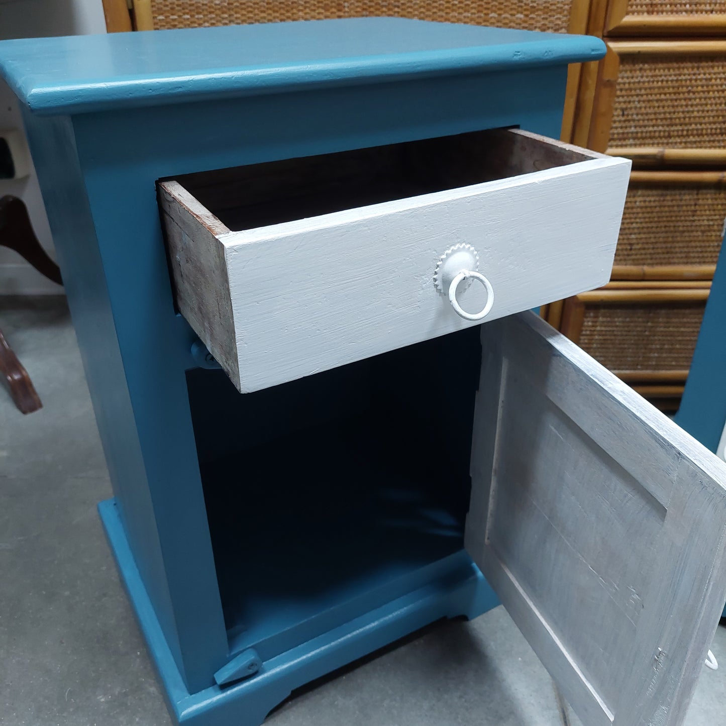 Coppia Comodini 1/c 1/s Cm41,5x33,5x60h
