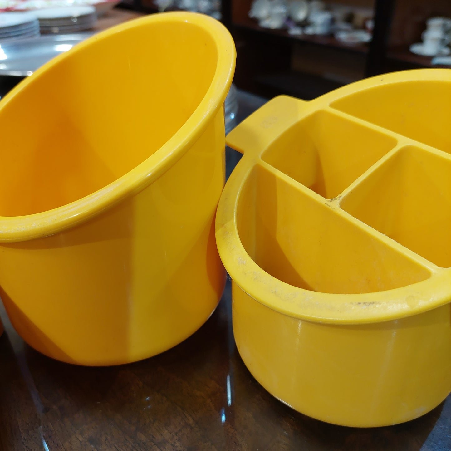 Set/portatovaglioli E Portaposate Guzzini Vintage