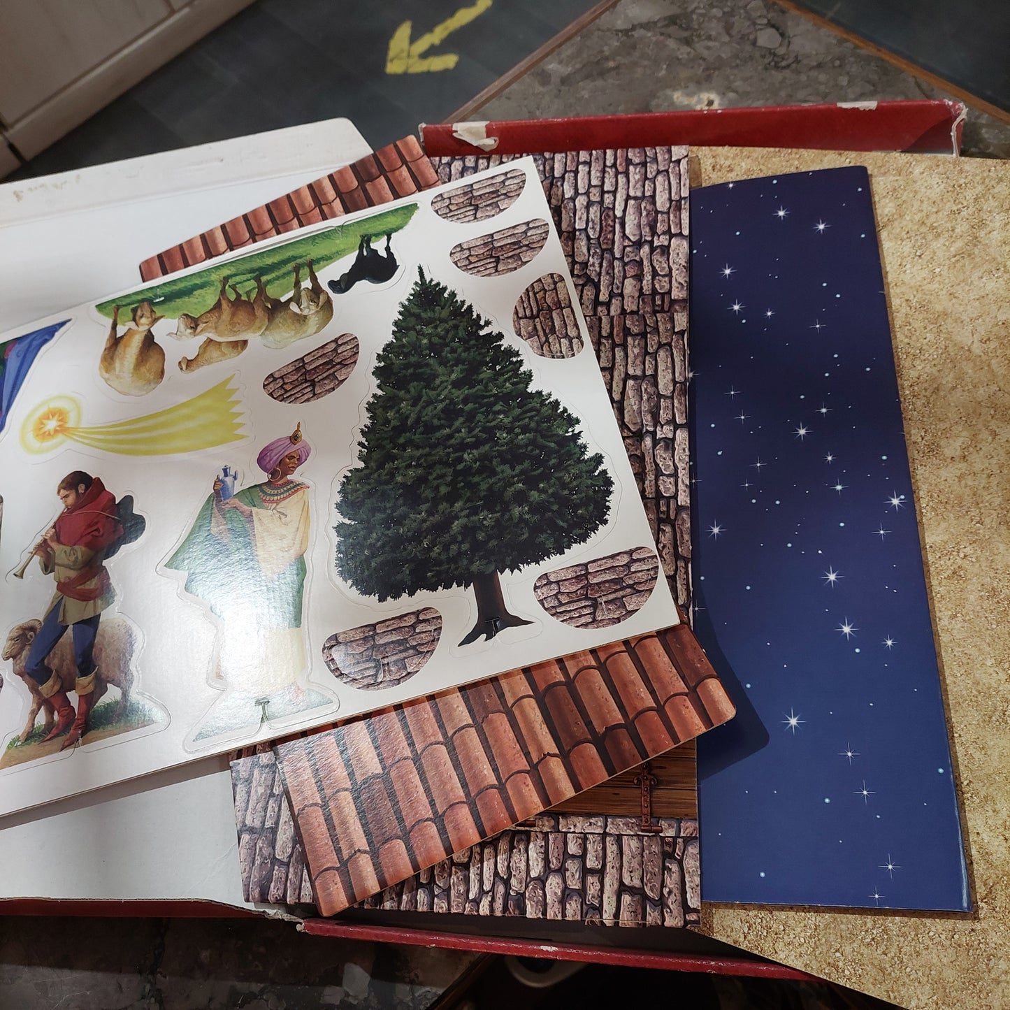 Presepe Cartone Frate Indovino