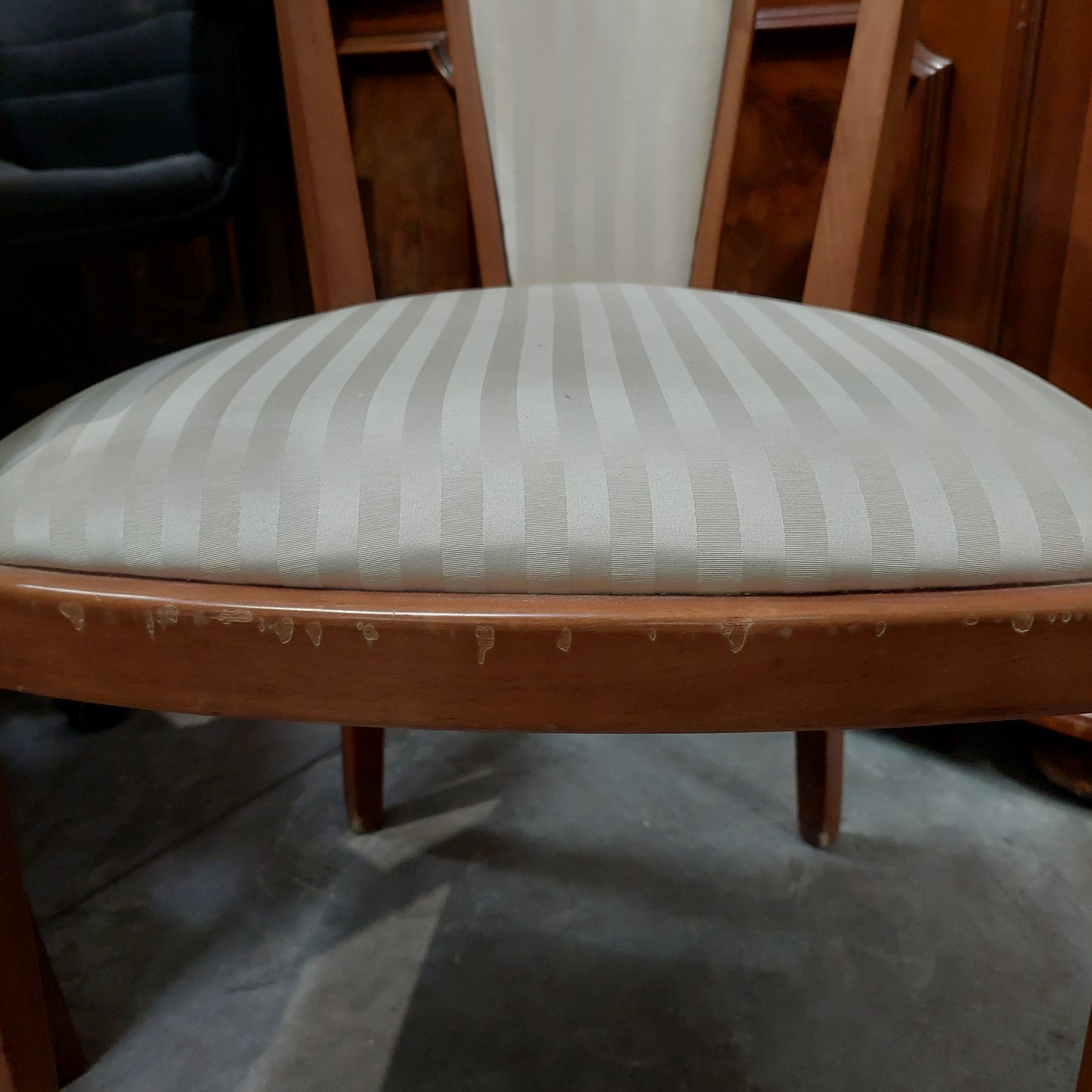 Poltroncina A Pozzetto Legno* Imb Righe Avorio