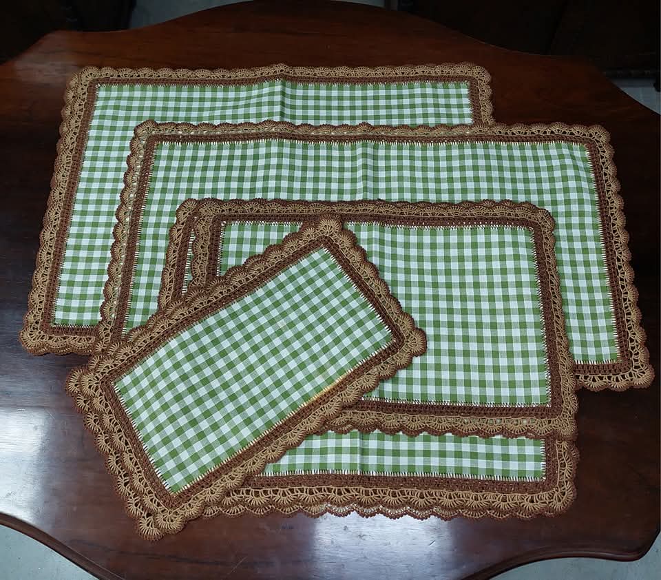 Set/14 Tovagliette A Quadretti Bordura Uncinetto