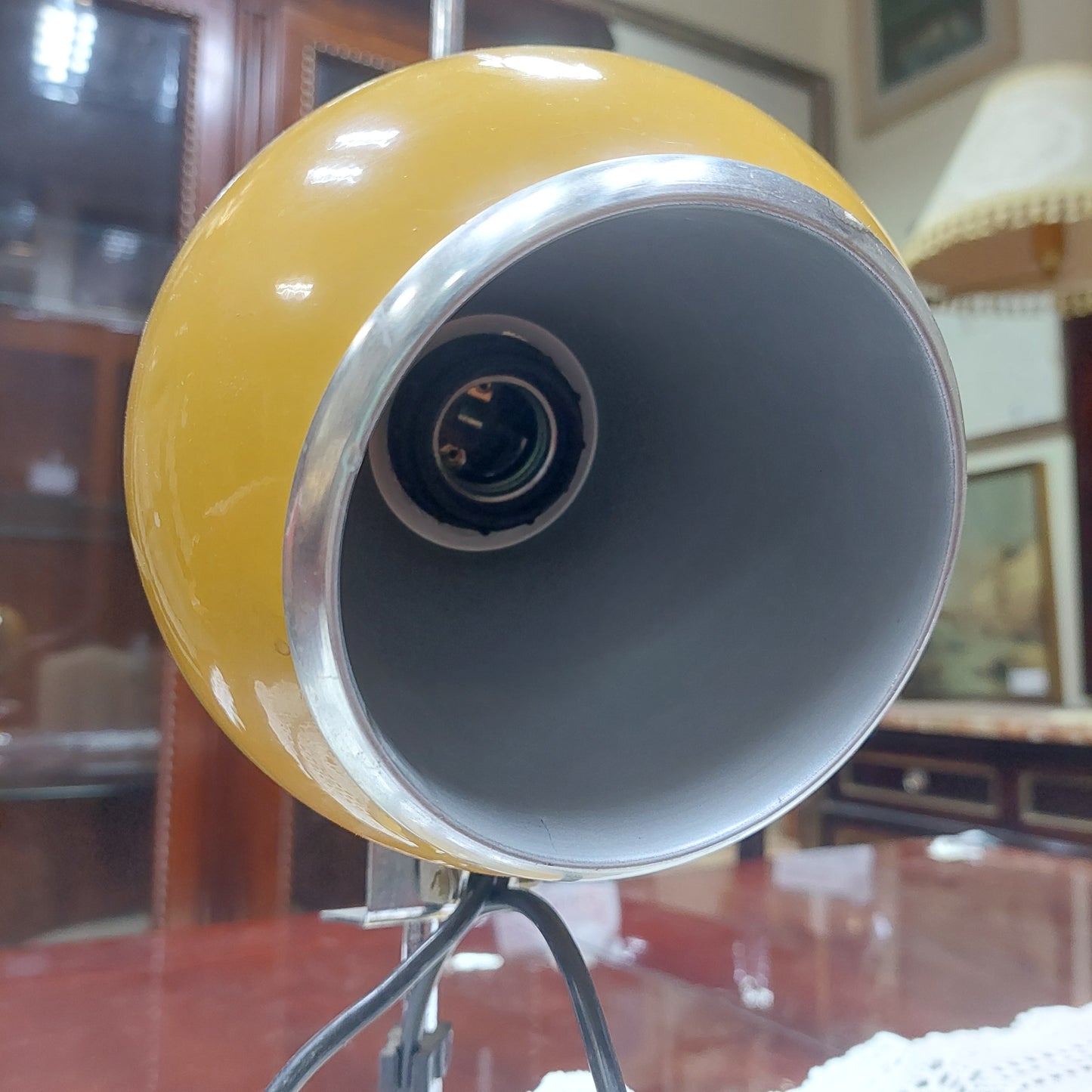 Lampada Gialla Space Age "eye Ball" St. Goffredo Reggiani