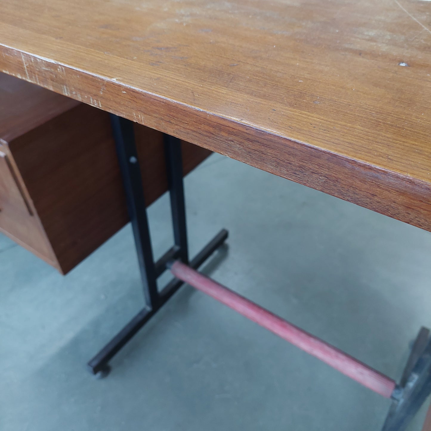 Scrivania* Teak Anni 50 4 Cassetti Cm138x64x79h