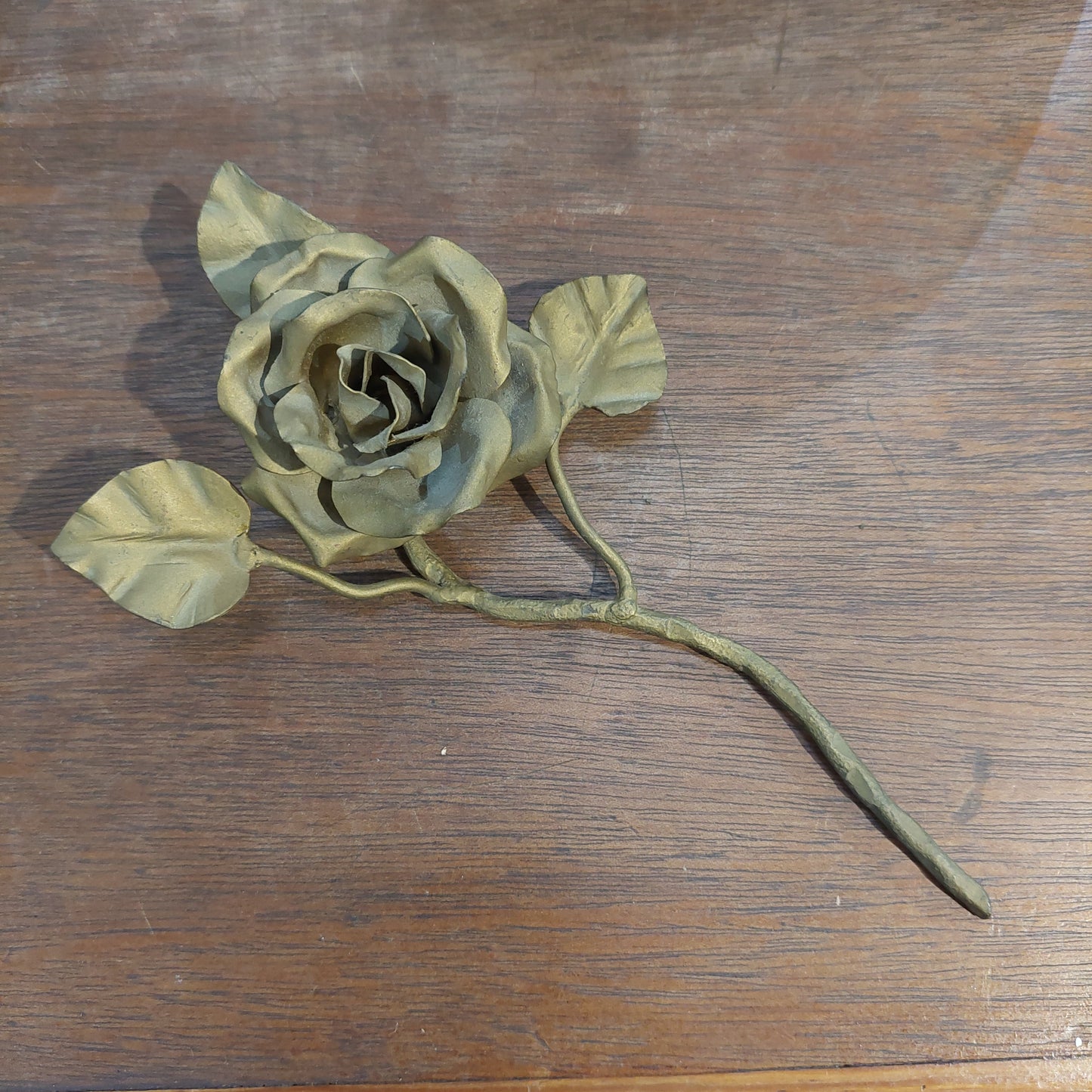 Rosa Ferro Battuto Oro