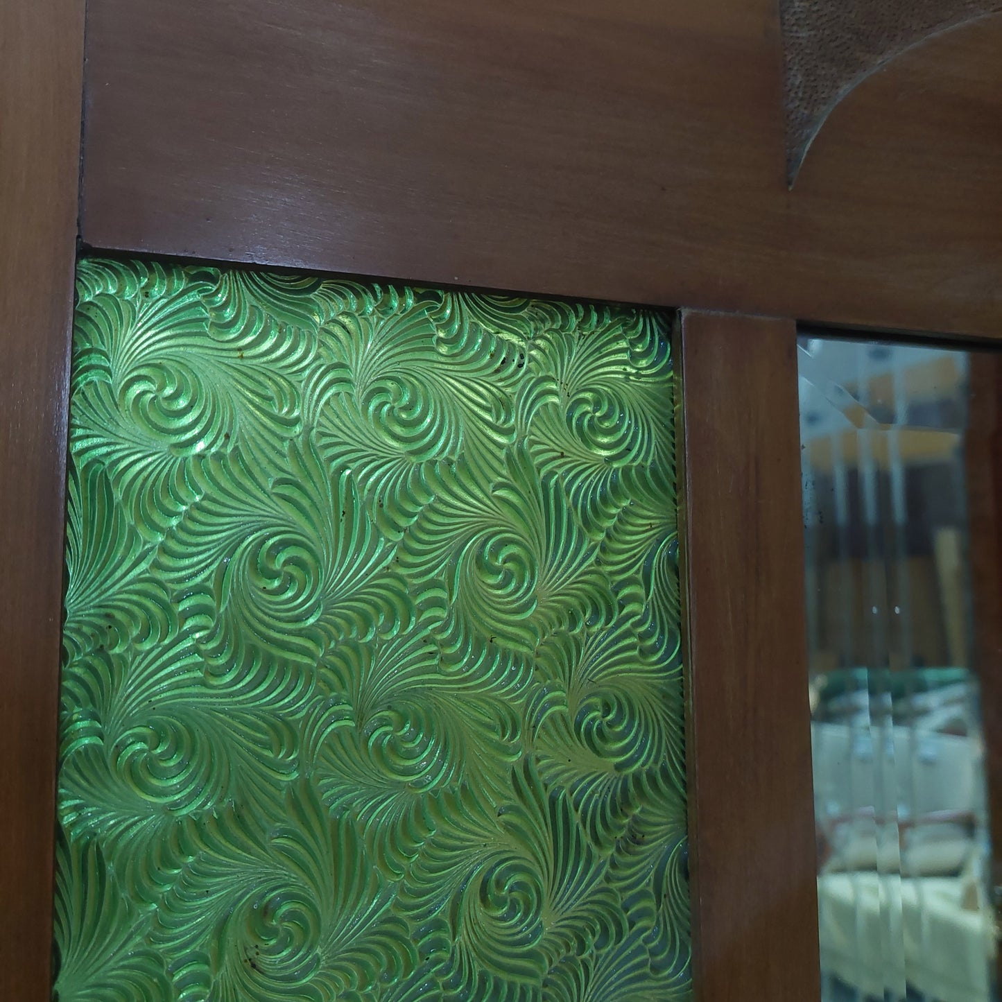Cassettiera* Legno Stile Liberty Con Specchio