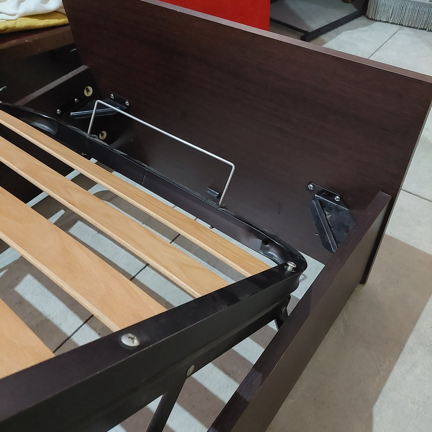Letto Singolo Nero Contenitore*