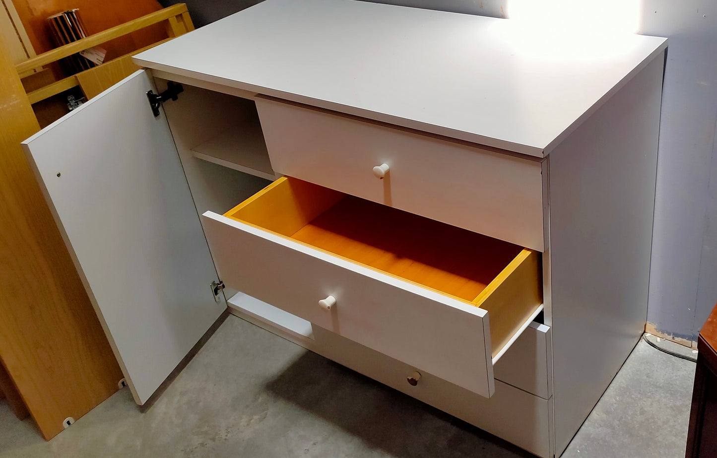 Mobile Bianco 1/a 4/c Cm111x53x81h