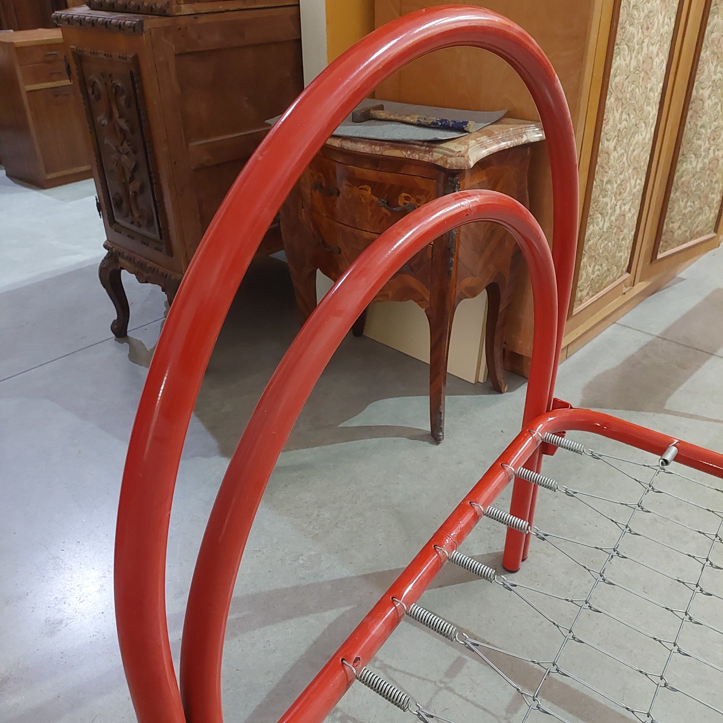 Letto Singolo Rosso Con Rete Metallo Cm84x192h