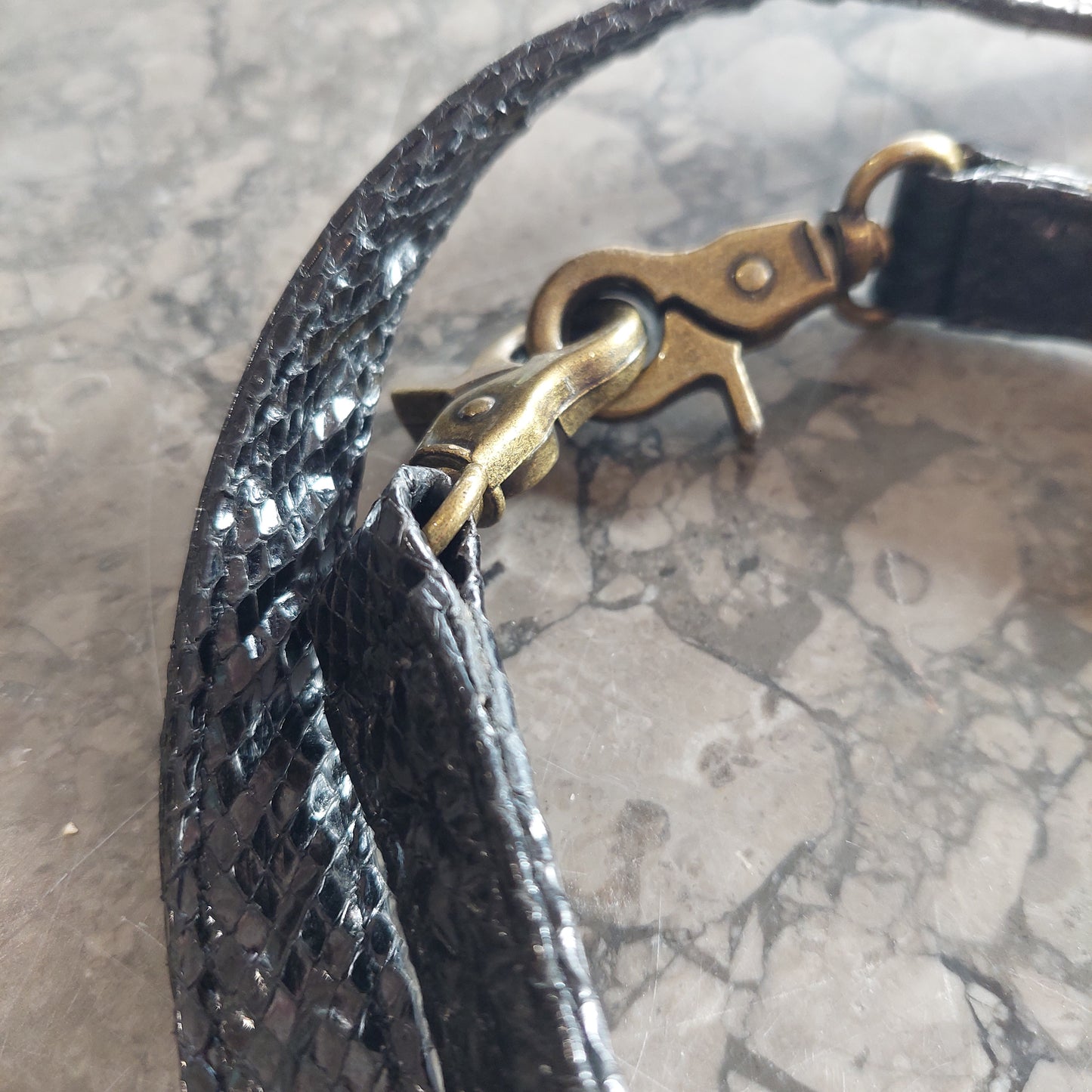 Cinghia Tracolla Per Borsa Nero Lucido In Lucertola