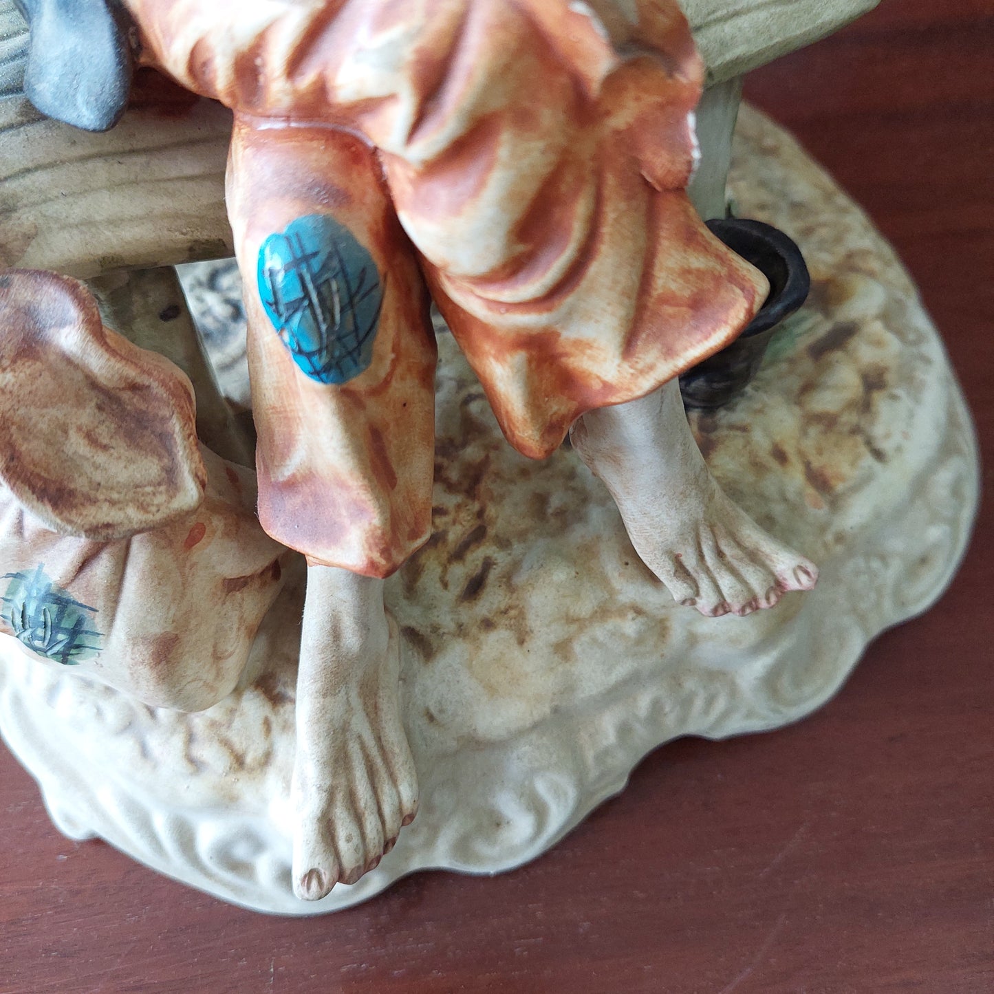 Statua Barbone Su Panchina Porcellana* Capodimonte