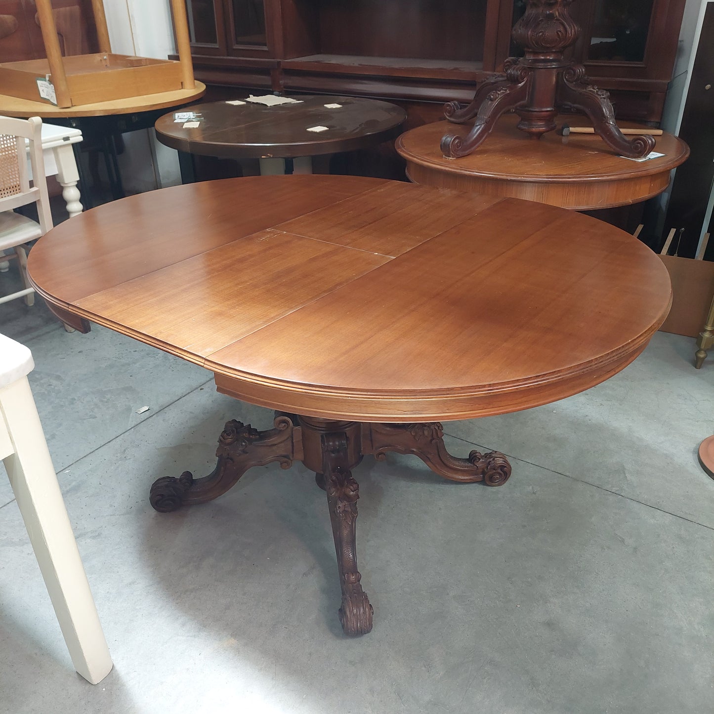 Tavolo Tondo Legno All. Cm116x77h + Prolunga Da 40