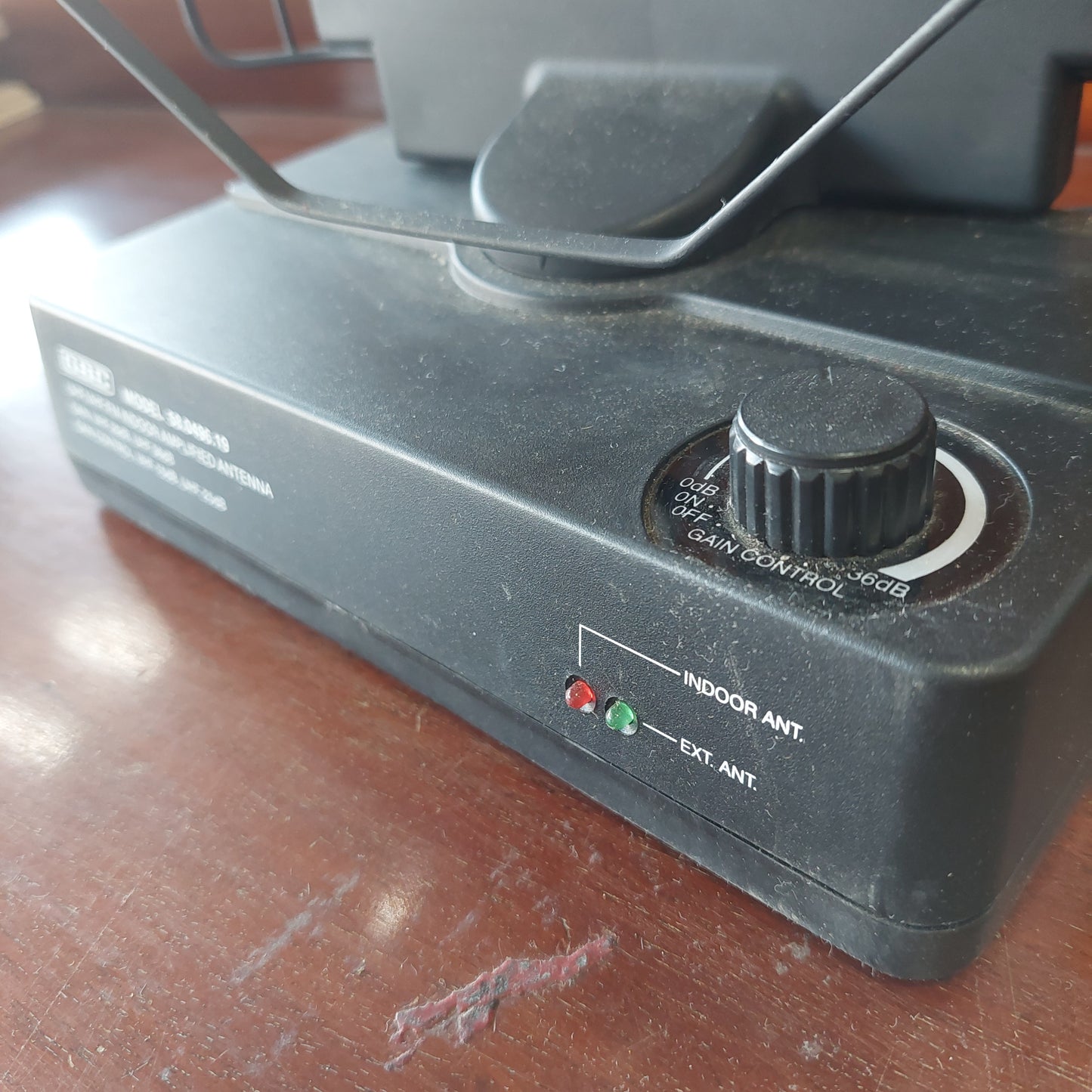 Antenna Amplificata Per Interni Gbc