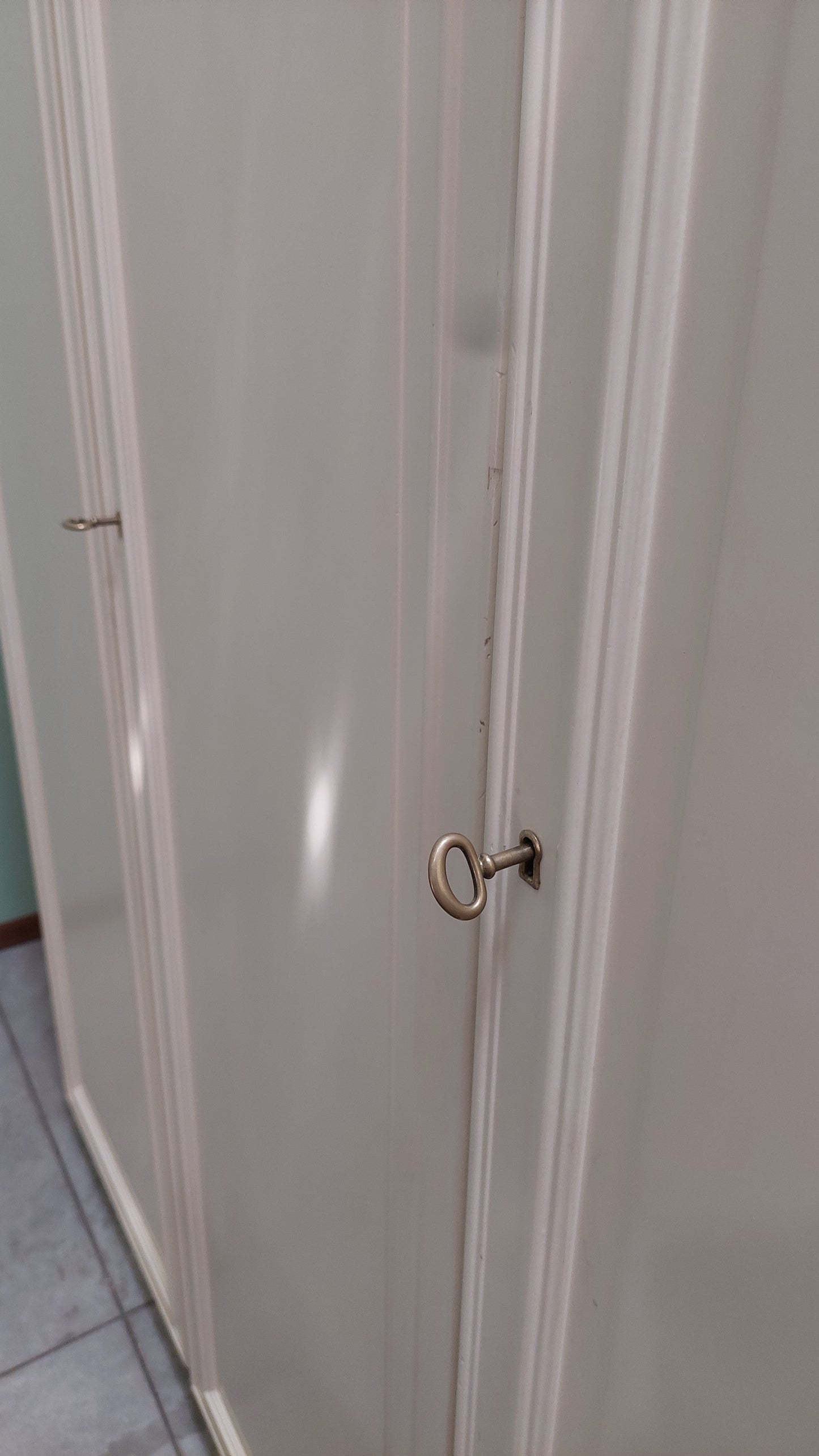 Armadio 3 Ante Legno Bianco Cm166x60x222h