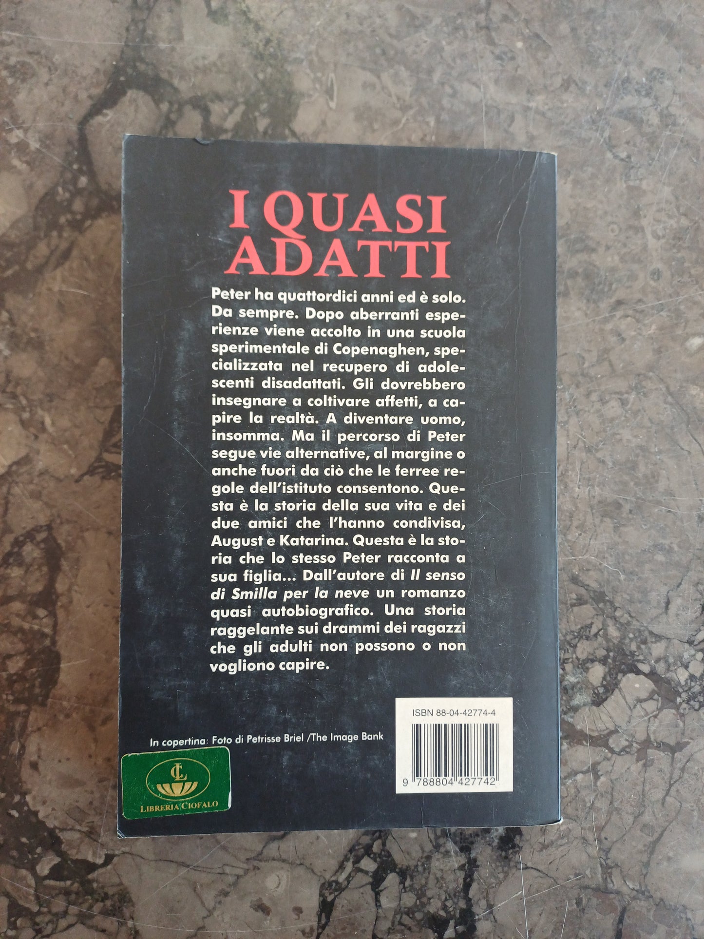 L/i Quasi Adatti - Peter Høeg